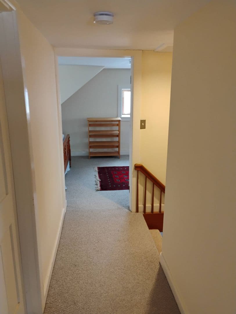 Norwich Apartment: 873 Bragg Hill