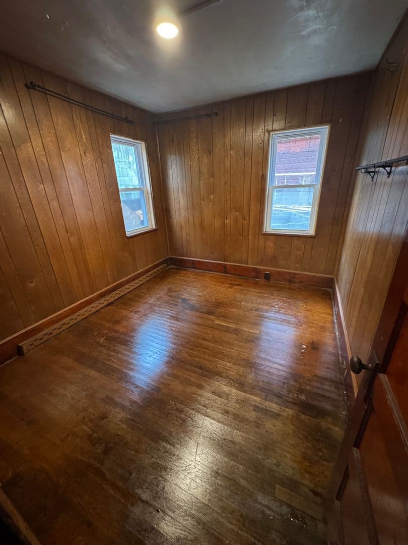 Newport Apartment: 13 Sullivan Street