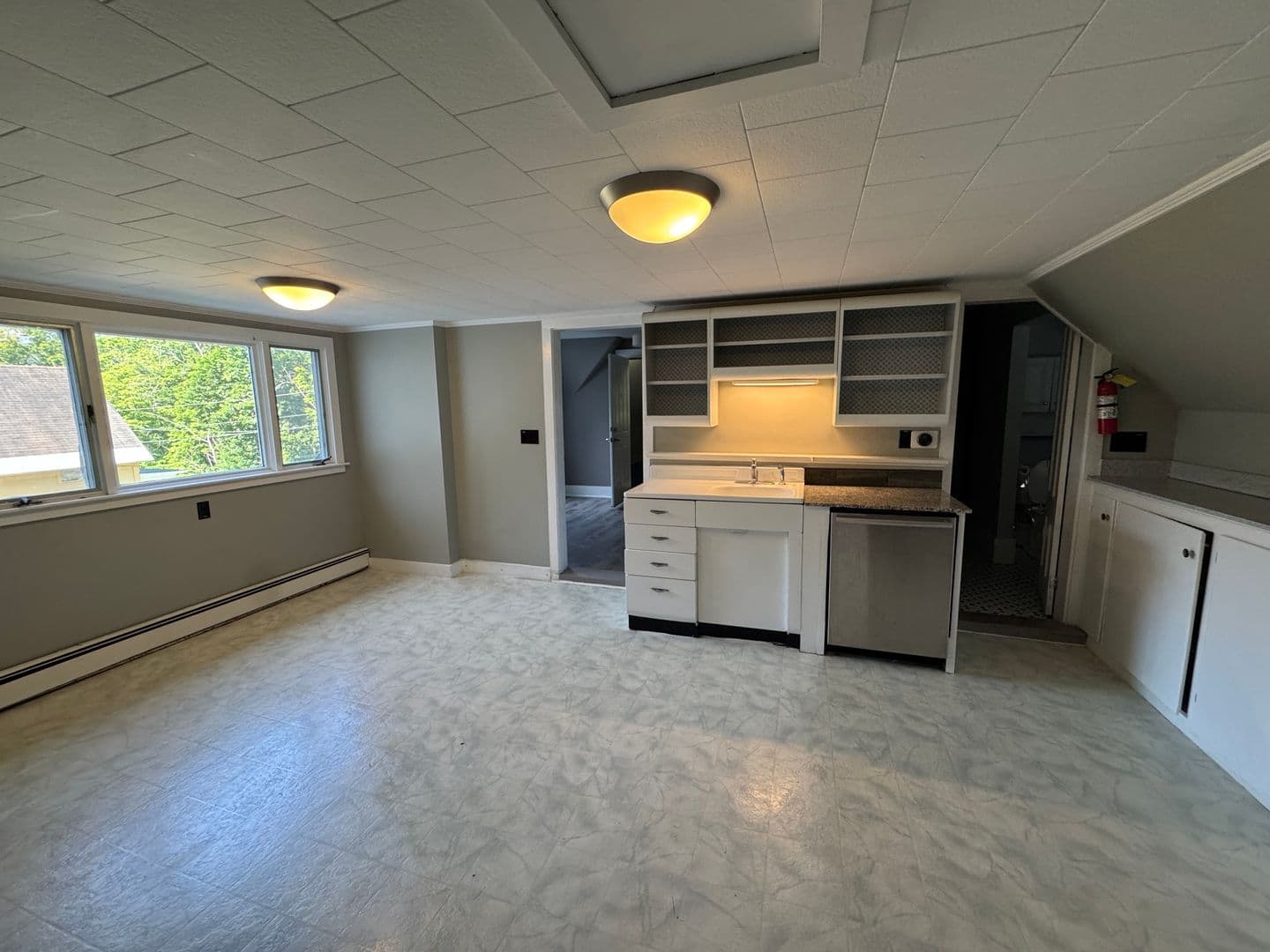 Springfield Apartment: 51-53 Pleasant St