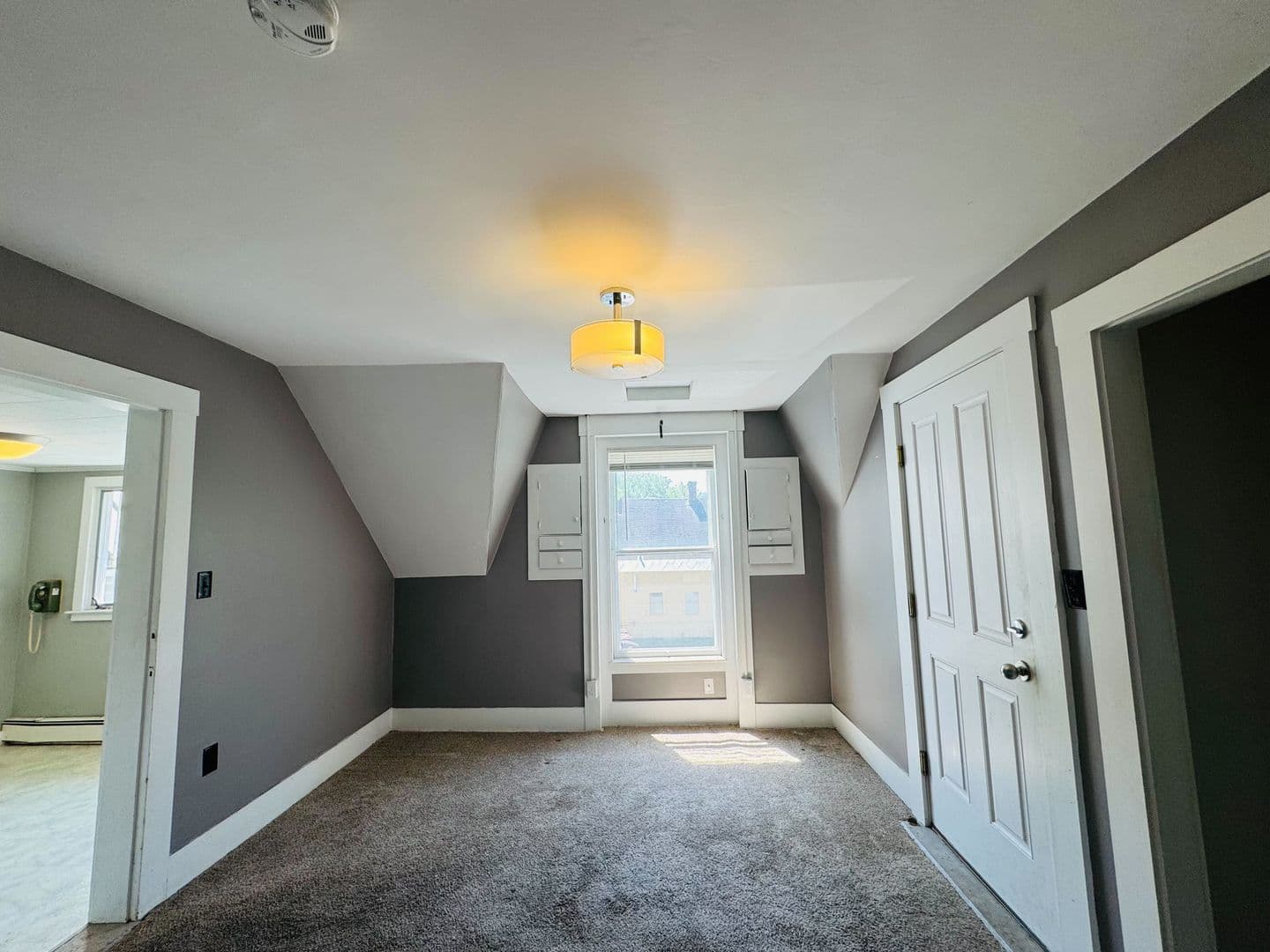 Springfield Apartment: 51-53 Pleasant St