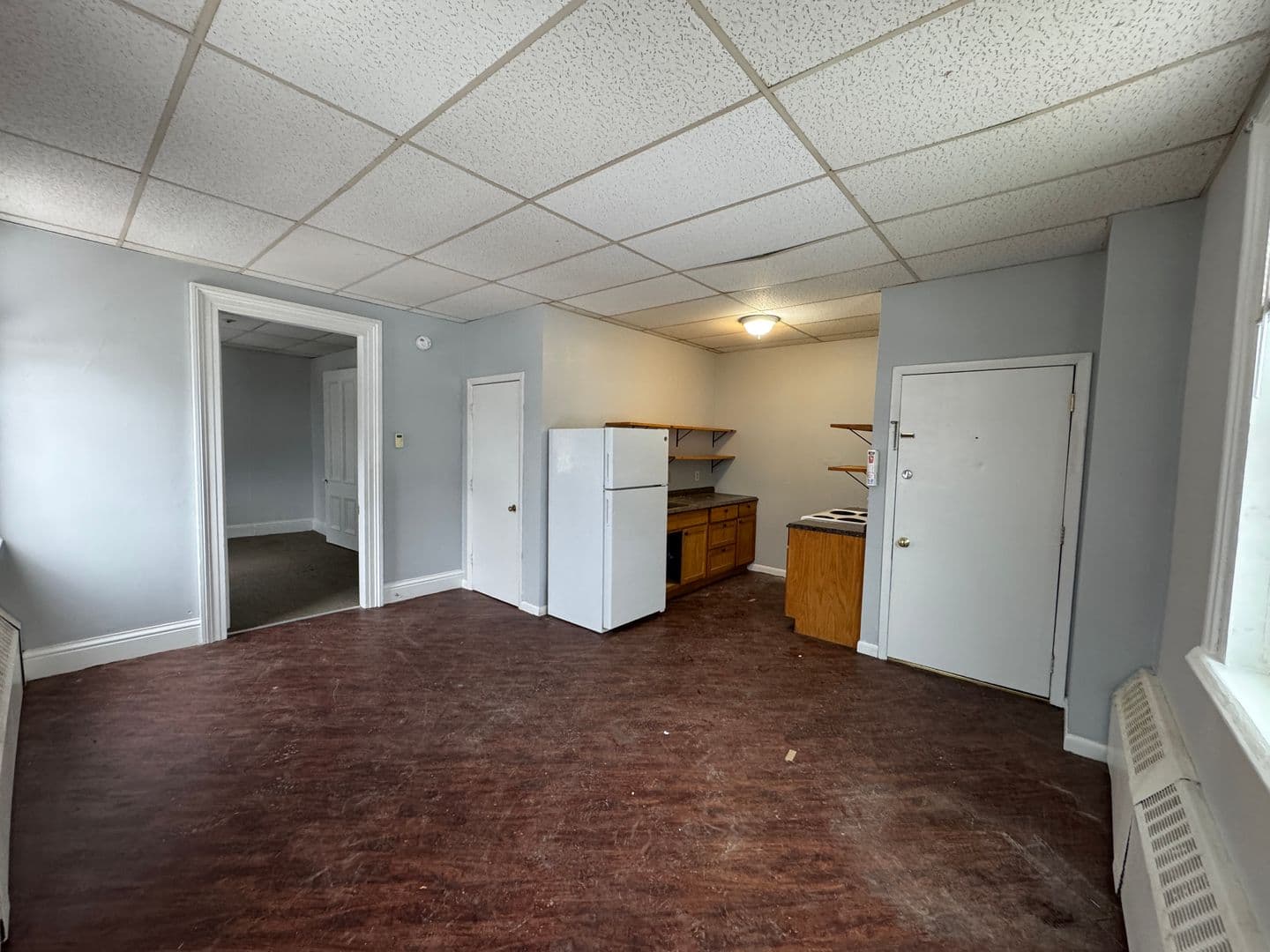 Windsor Apartment: 63 Main Street