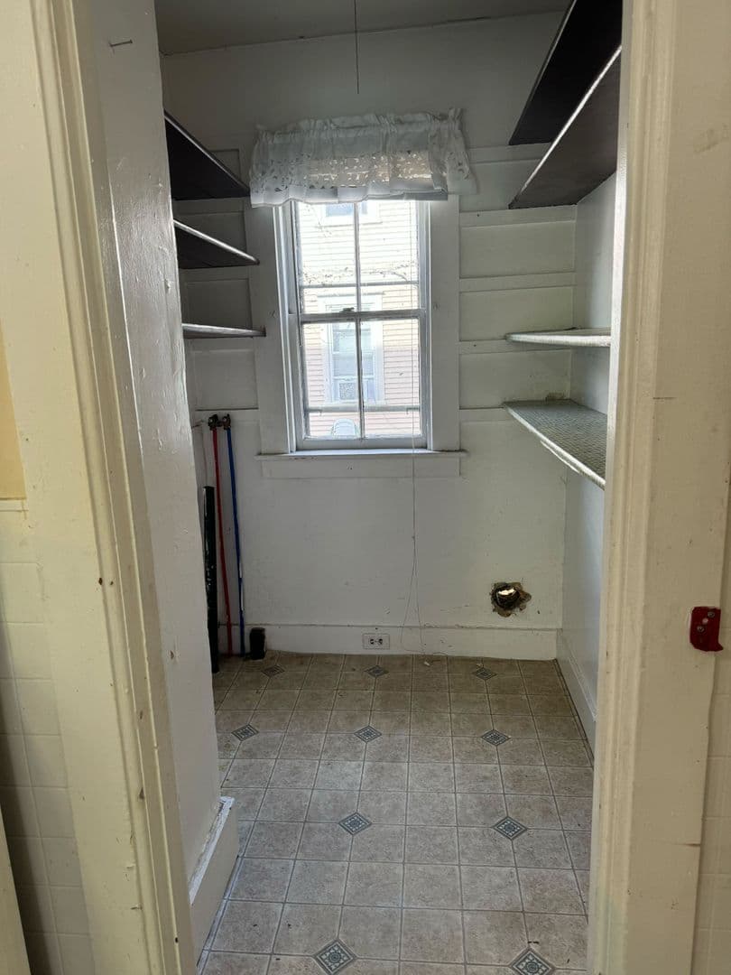 Bellows Falls Apartment: 5 West St