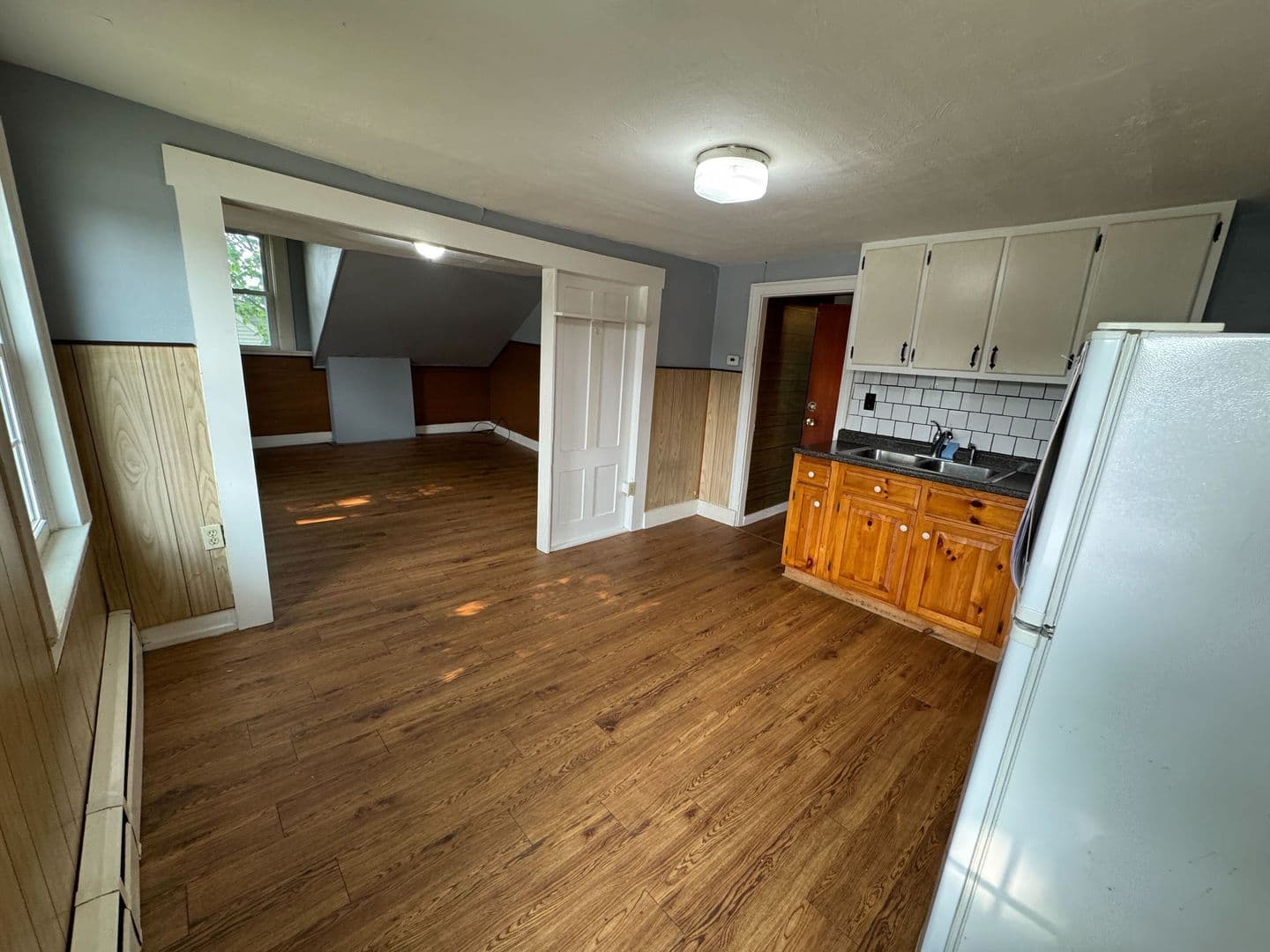Newport Apartment: 96 South Main St.