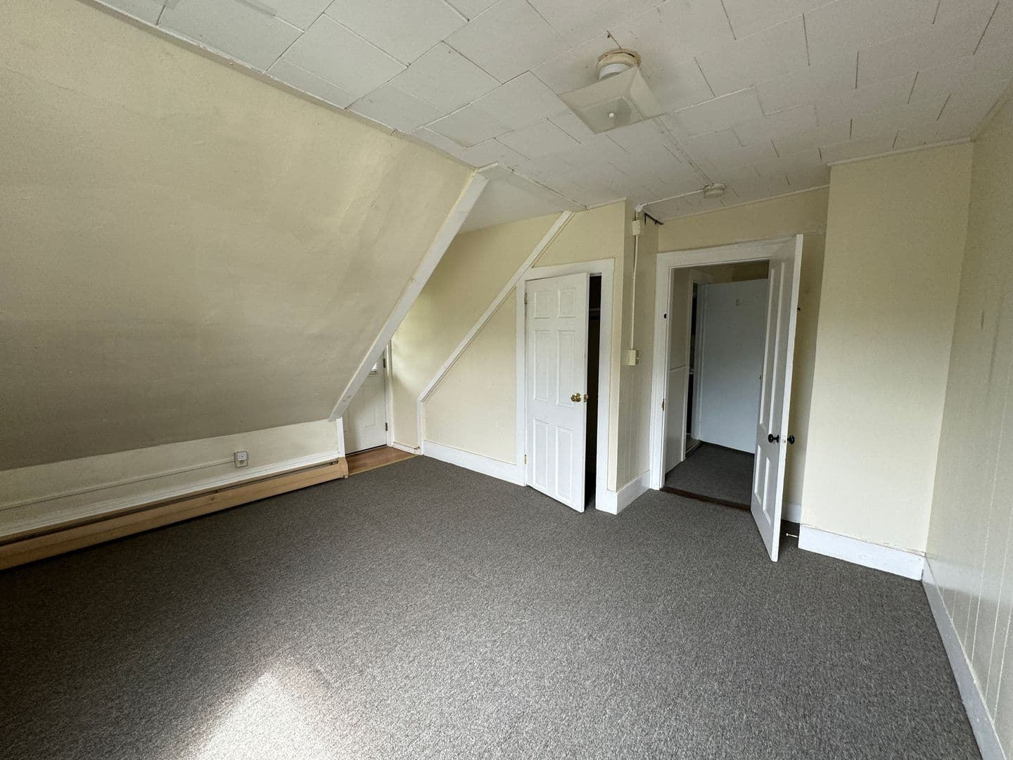 Windsor Apartment: 112 - 114 State Street