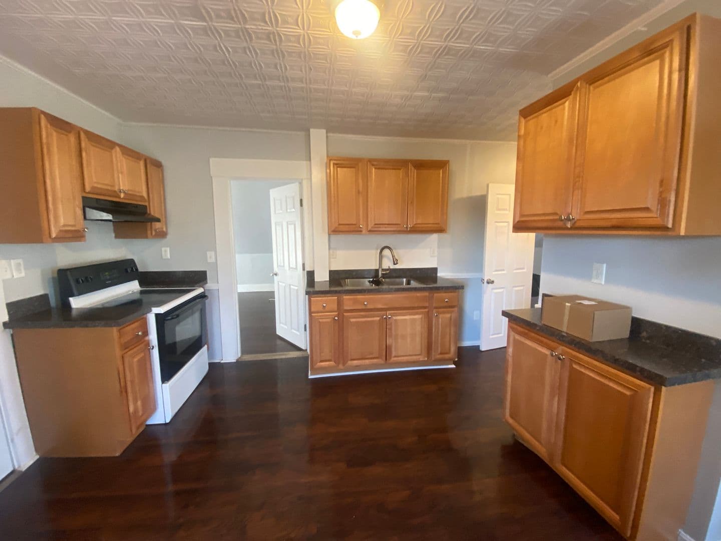 Manchester Apartment: 2-4 Gates Street