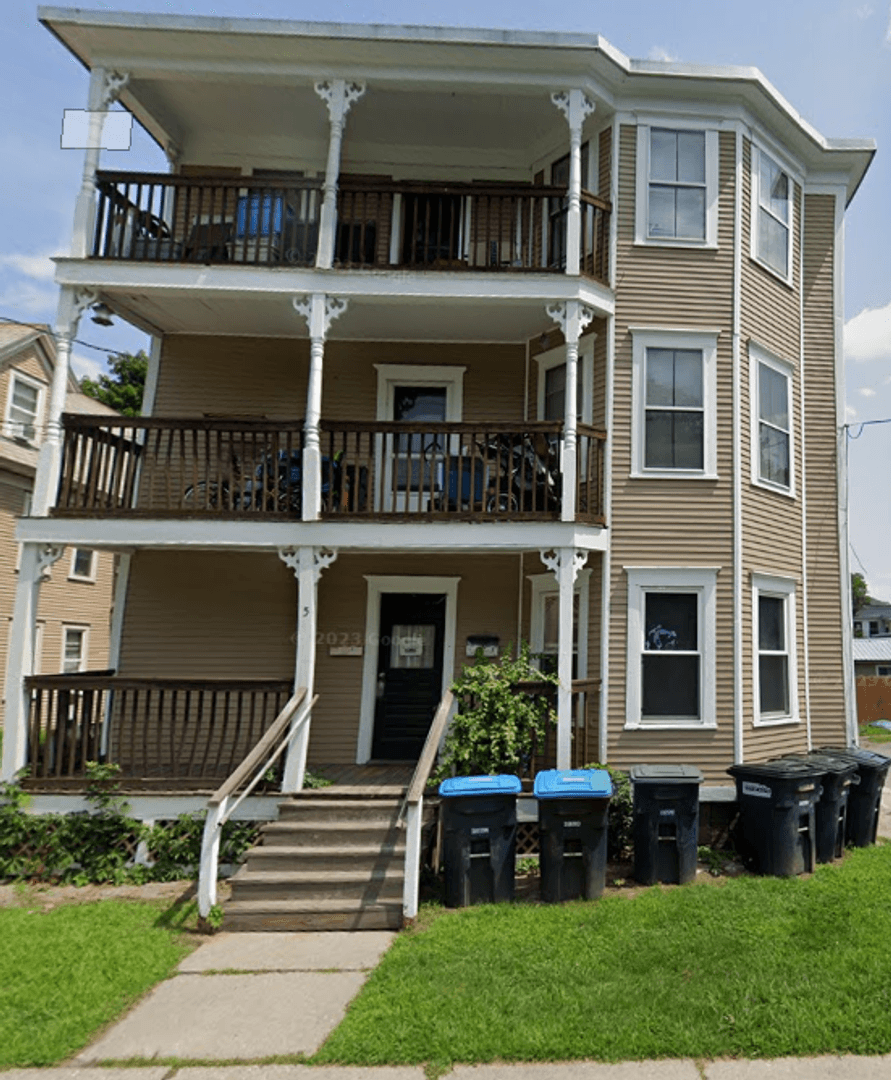 Bellows Falls Apartment: 5 West St