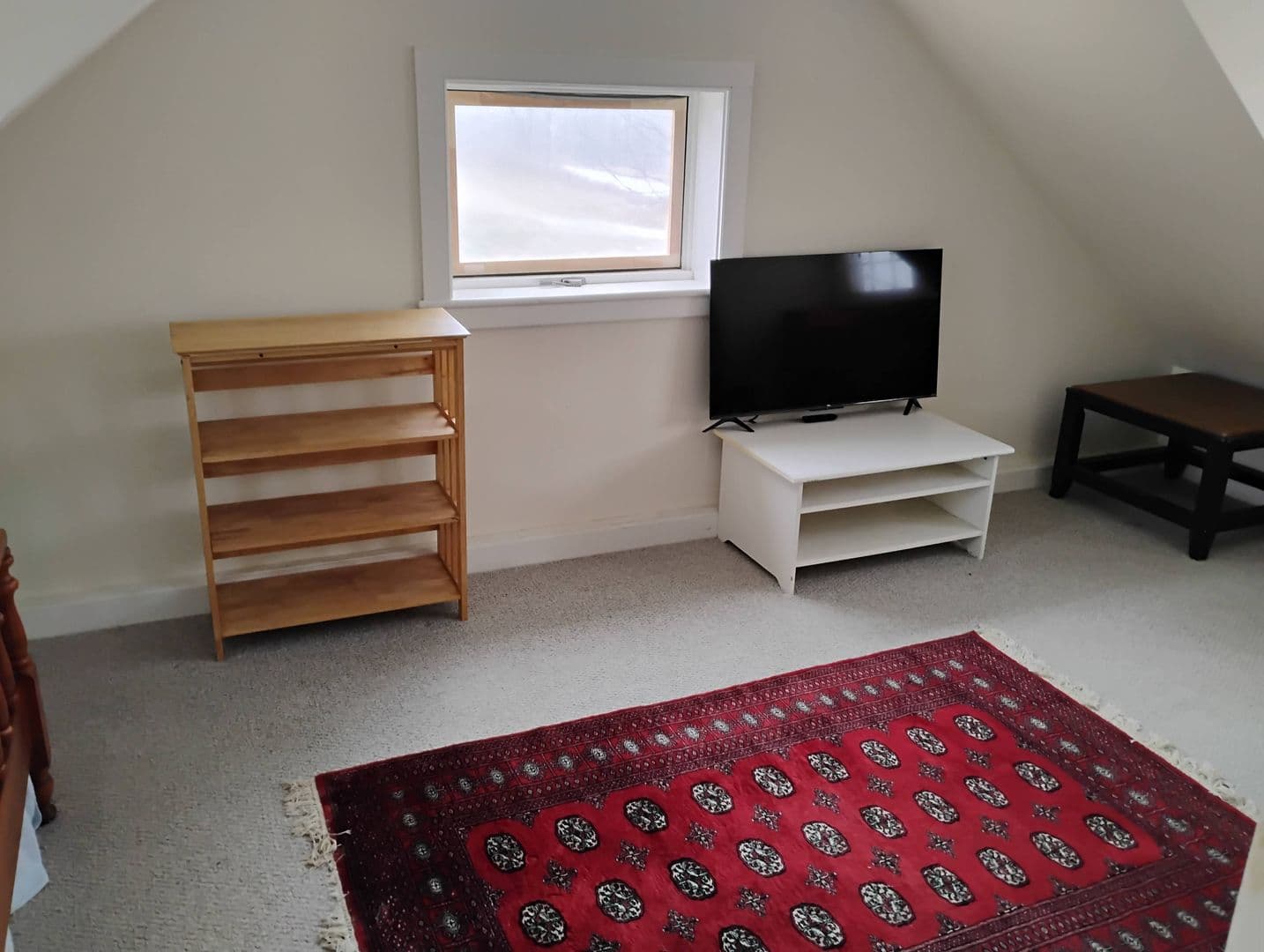 Norwich Apartment: 873 Bragg Hill