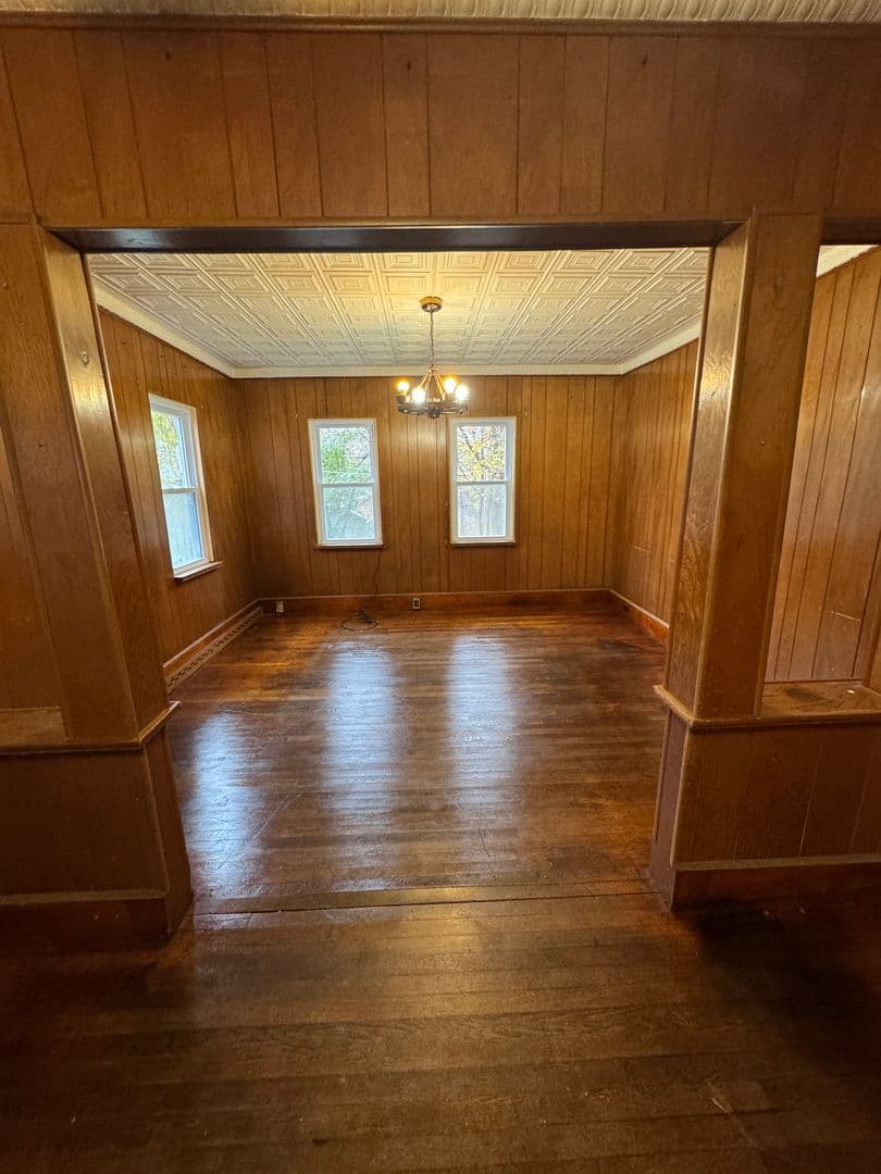 Newport Apartment: 13 Sullivan Street