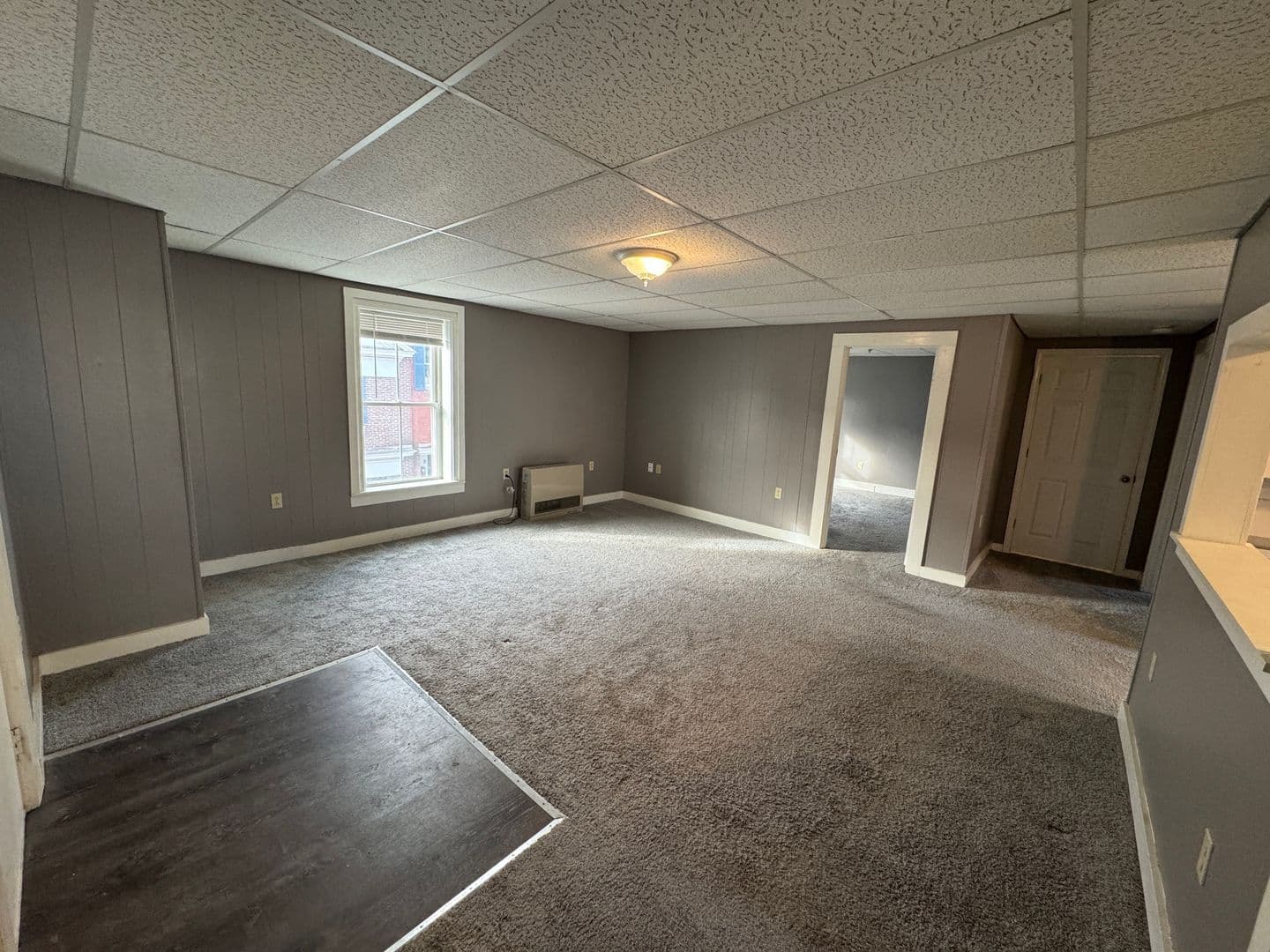 Springfield Apartment: 11 Park St