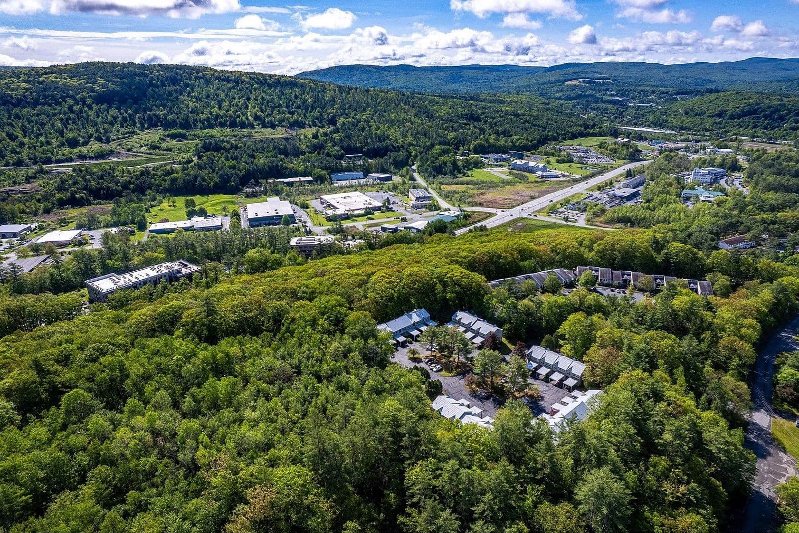 Lebanon Condo: 40 Wolf Road Unit 44