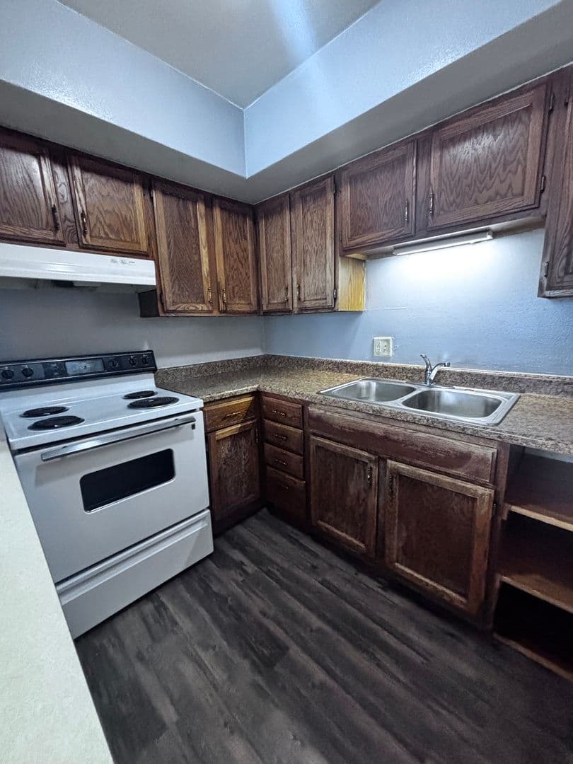 Appleton Apartment: 440 W. Calumet Street