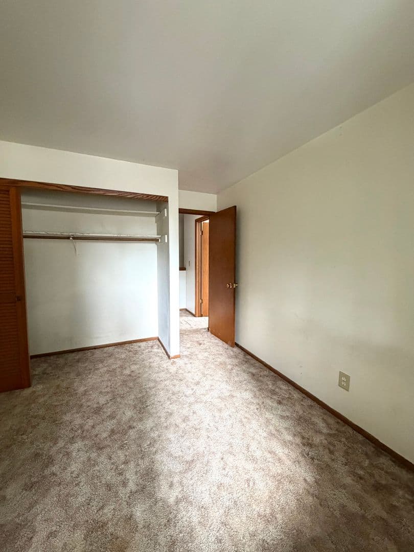 Appleton Apartment: 1606-1612 N Mason St