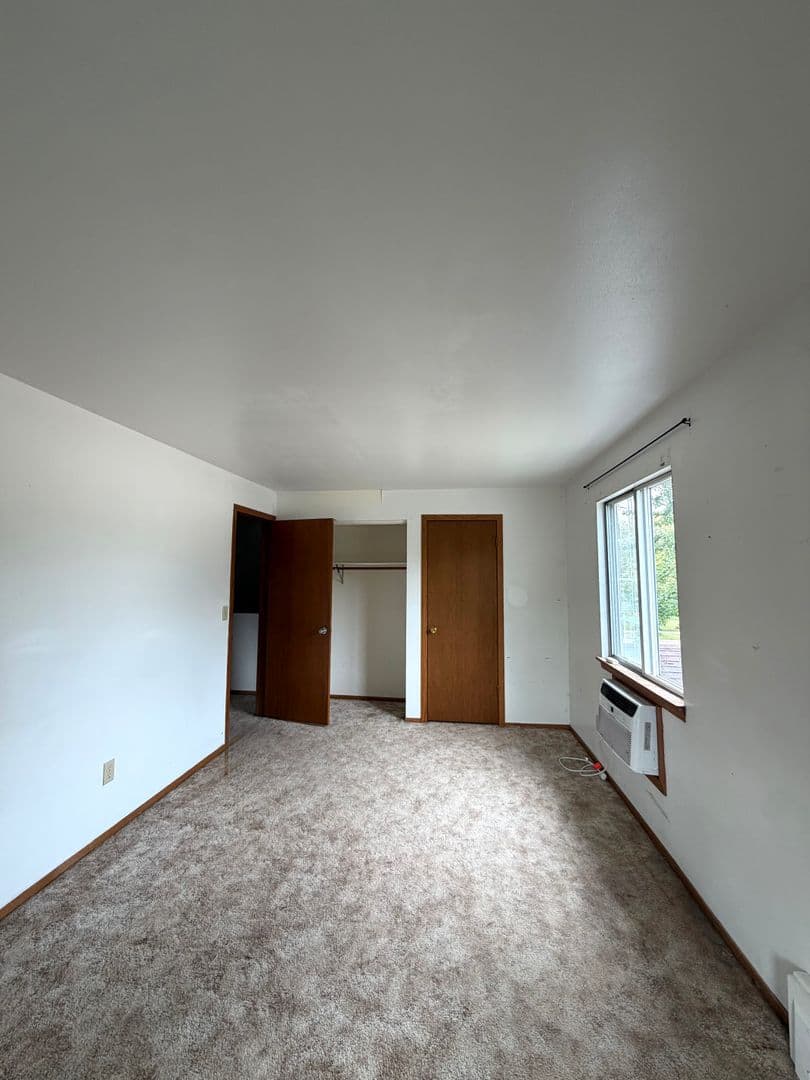 Appleton Apartment: 1606-1612 N Mason St