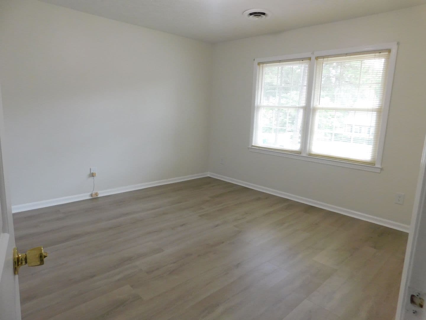 Laurinburg House: 1302 Dunbar Drive