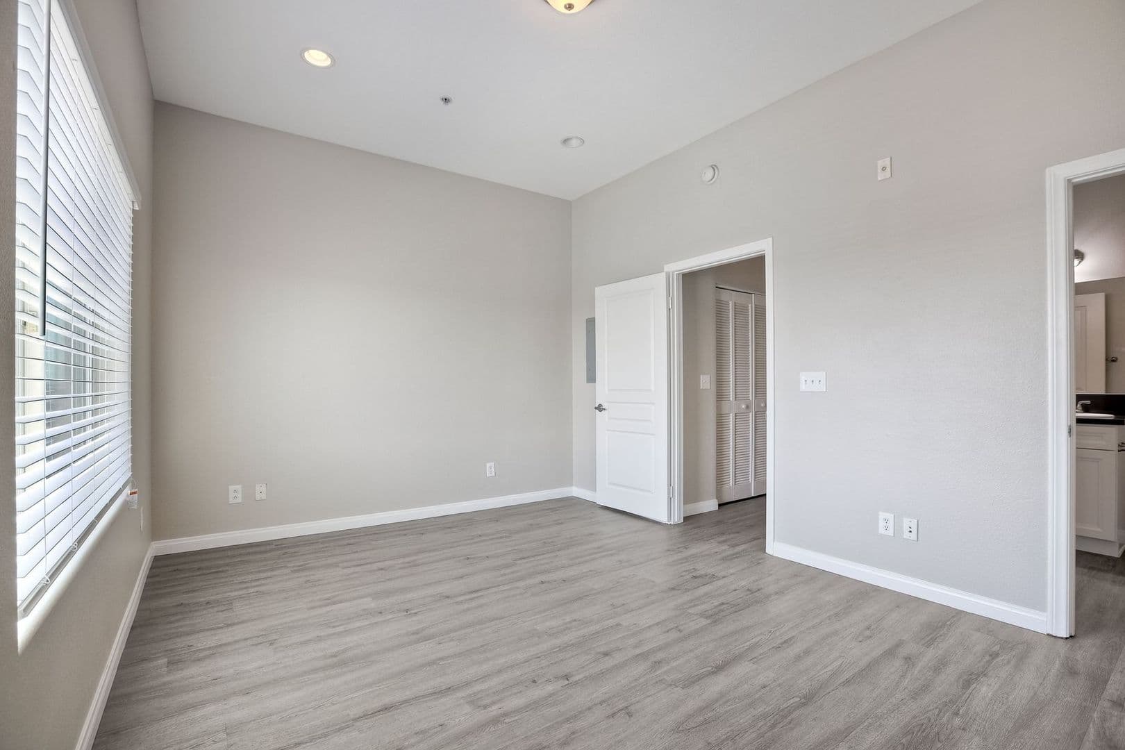 National City Apartment: 819 D Avenue