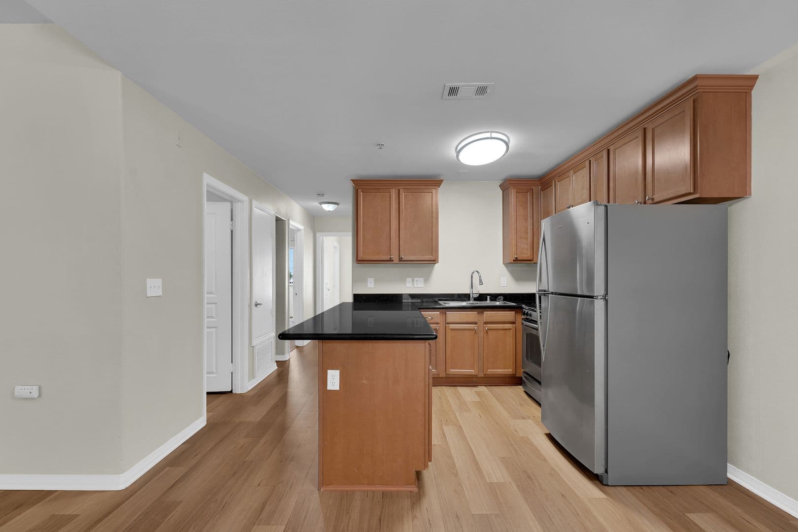 National City Apartment: 819 D Avenue