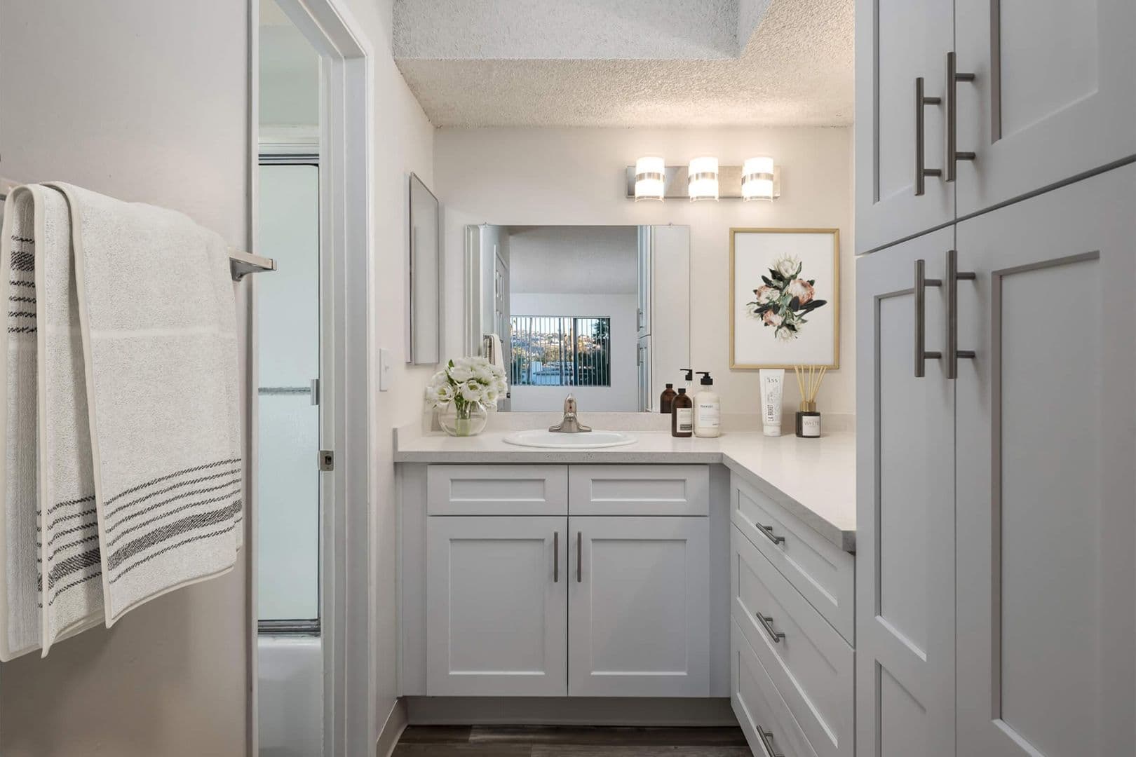 San Diego Apartment: 6560 Montezuma Road