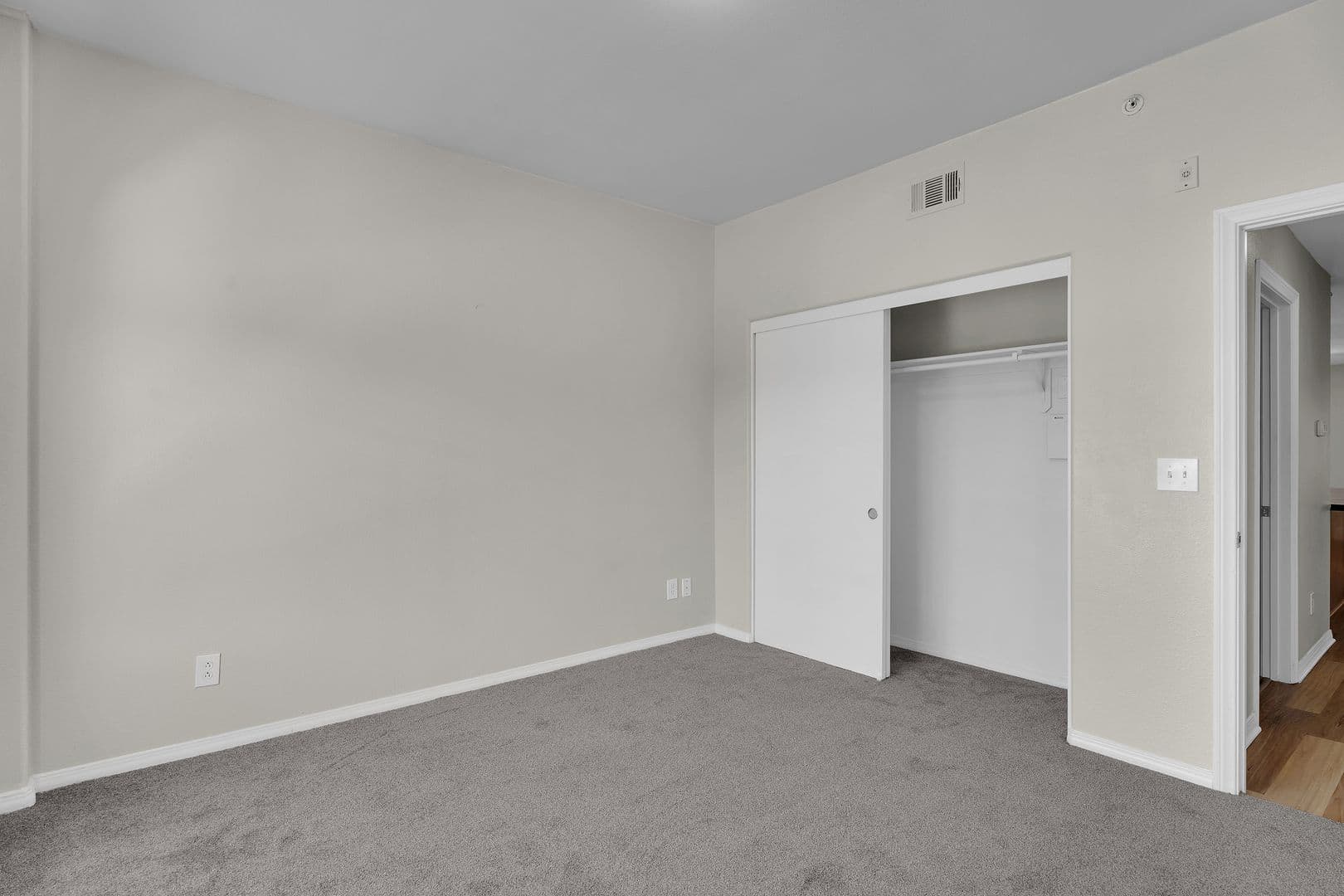 National City Apartment: 819 D Avenue