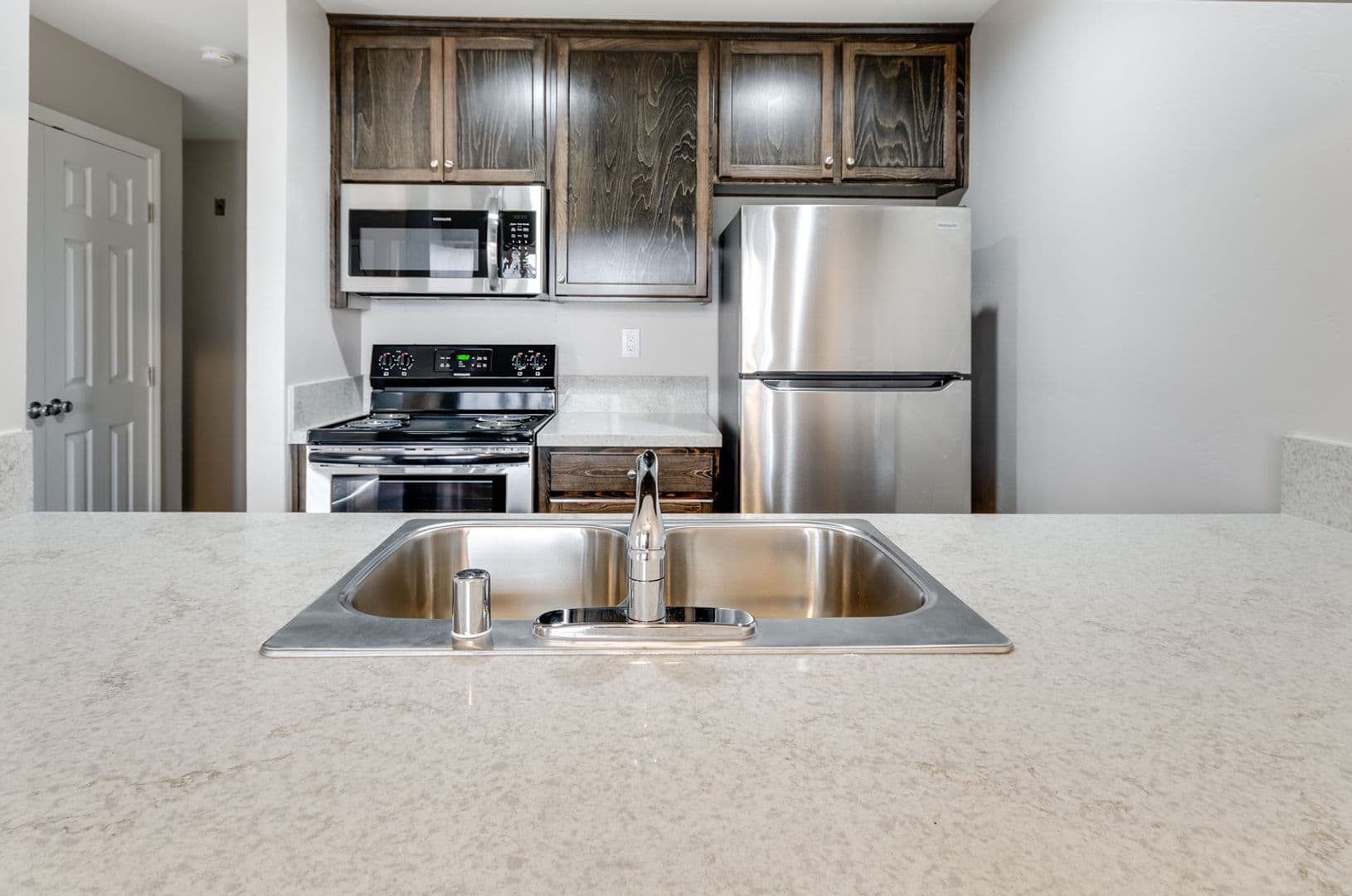San Diego Apartment: 6935 Paradise Valley Rd.