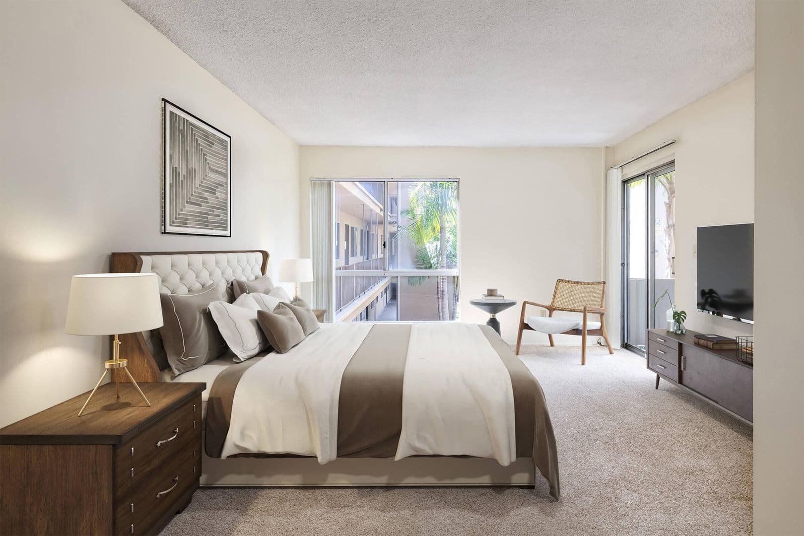 San Diego Apartment: 6595 Montezuma Road