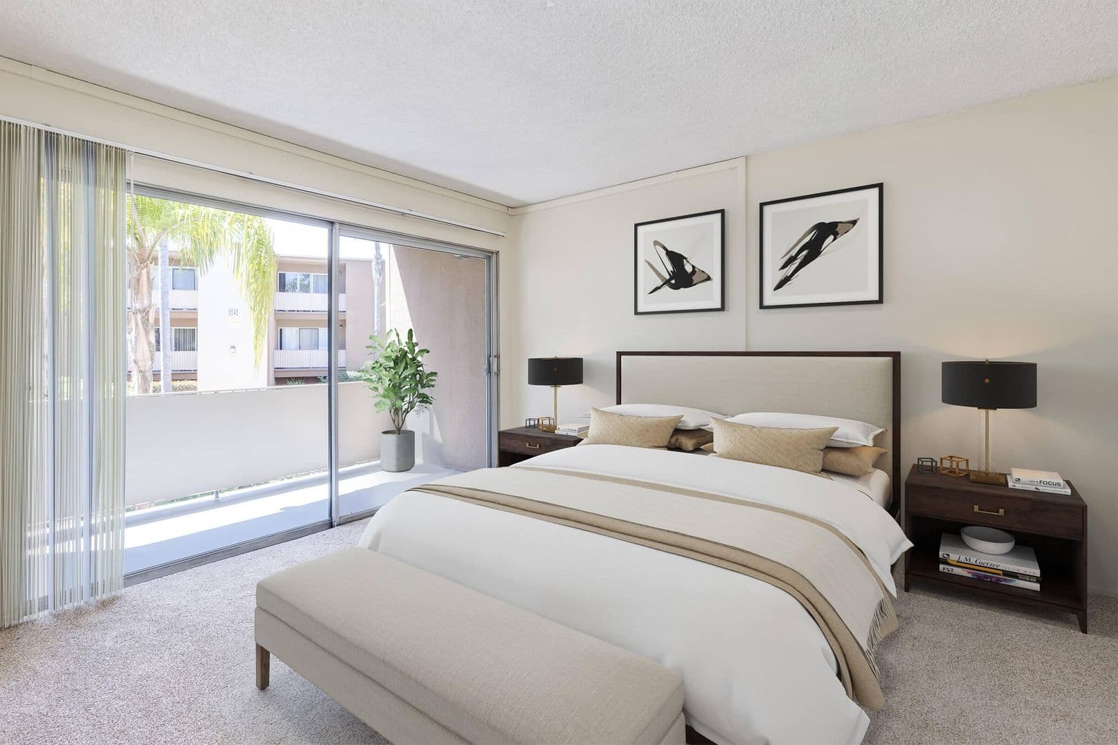 San Diego Apartment: 6595 Montezuma Road