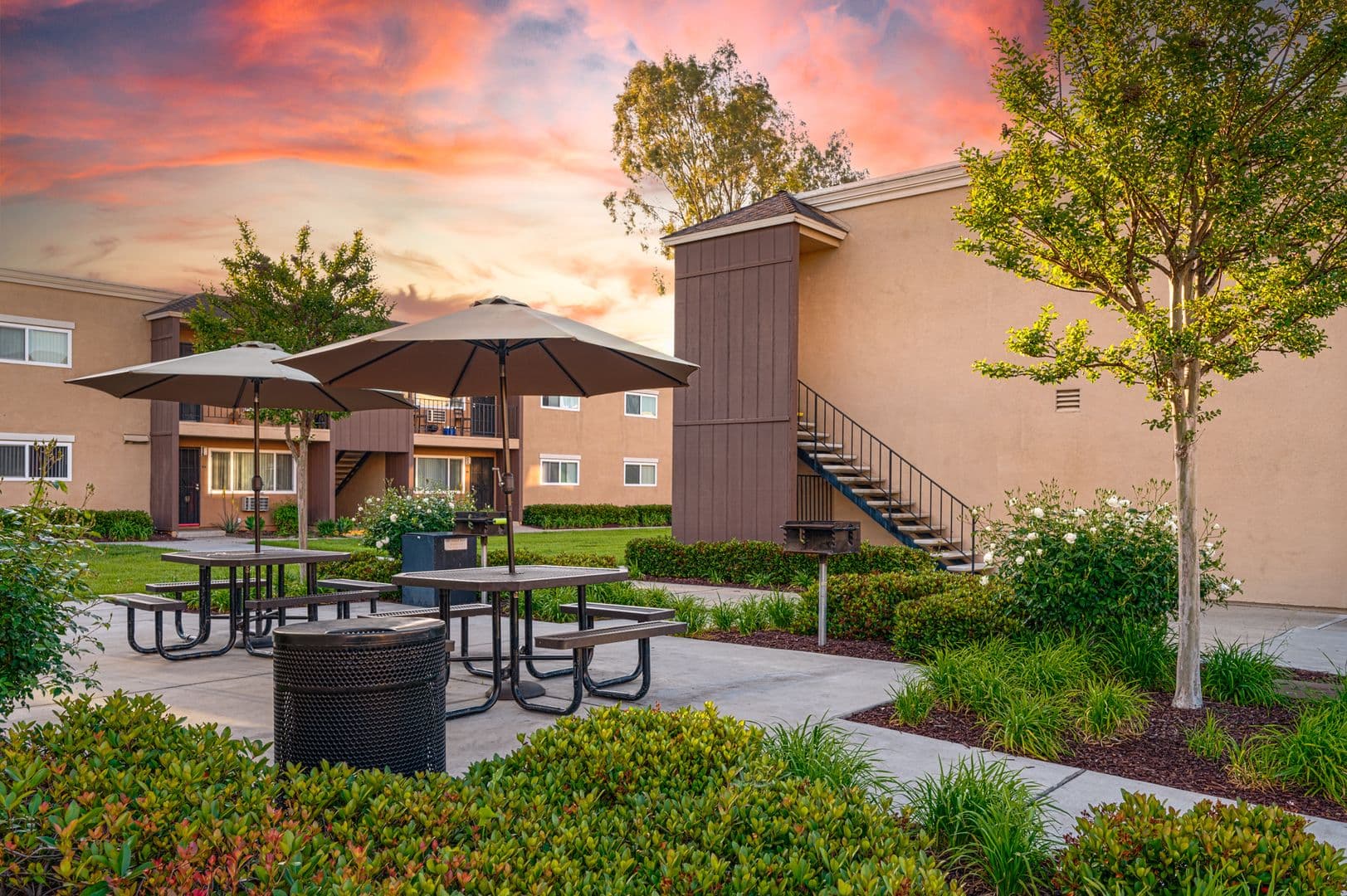 Santee Apartment: 10233 Mission Gorge Road