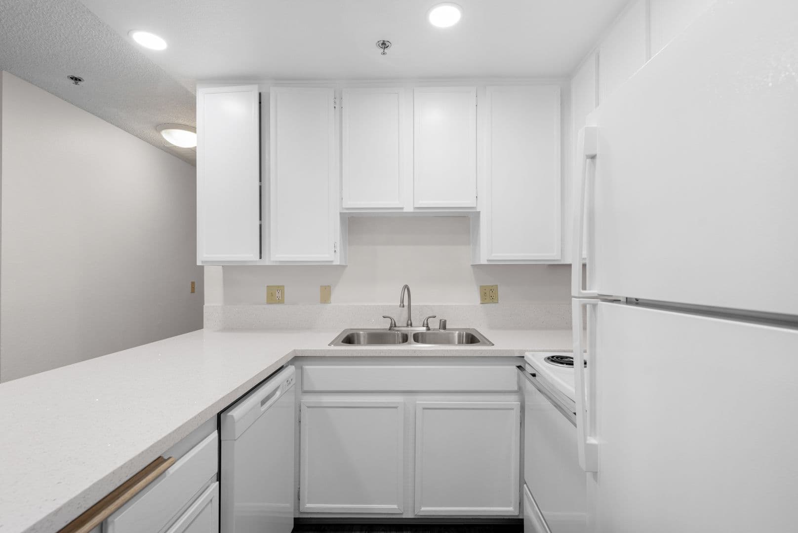 San Diego Apartment: 6621 Montezuma Road