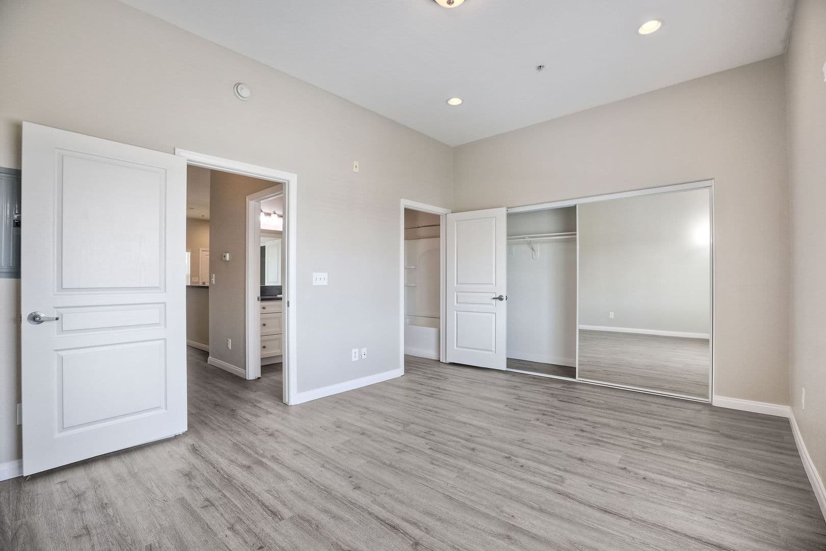 National City Apartment: 819 D Avenue