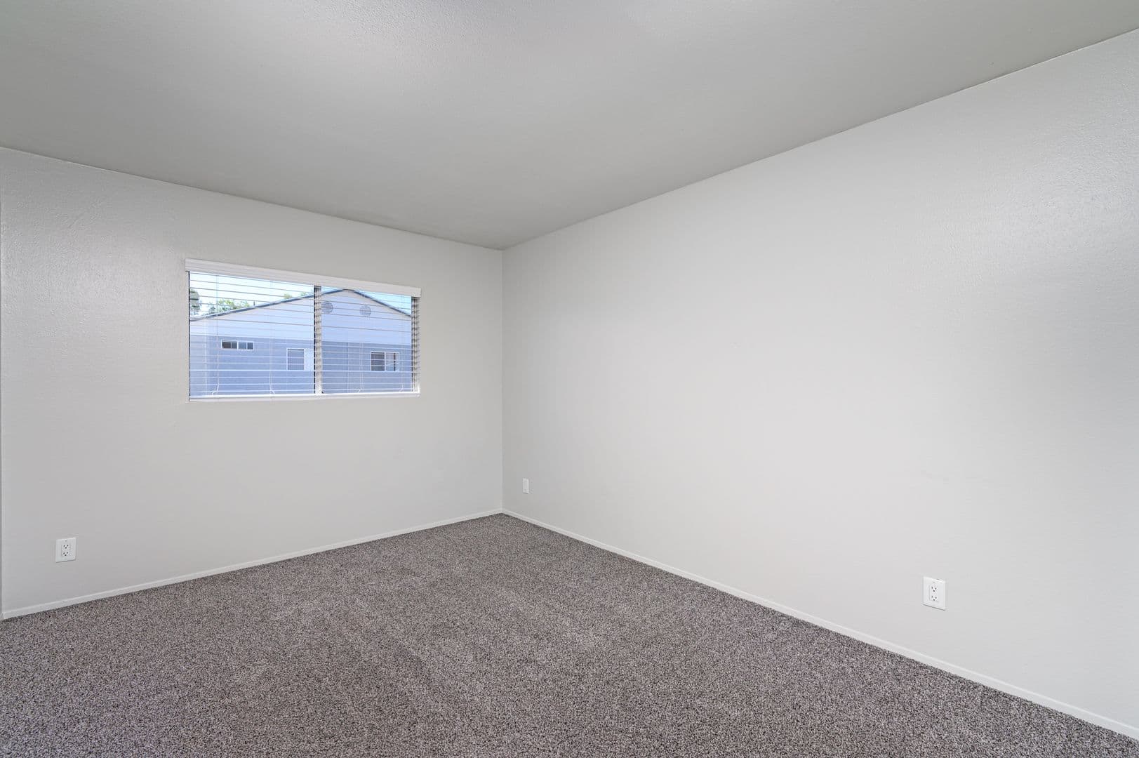 Ramona Apartment: 140 N 14th Street