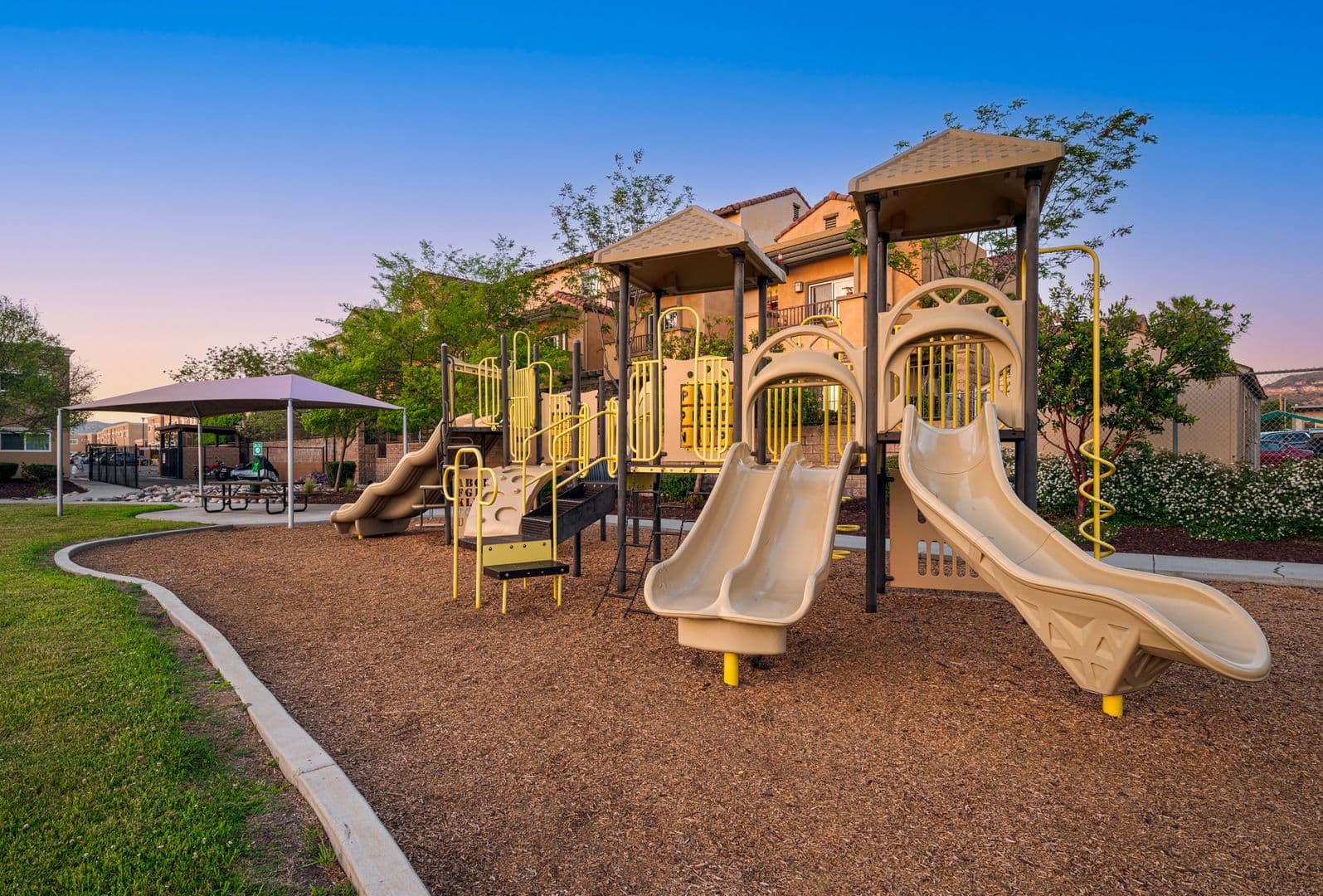 Santee Apartment: 10233 Mission Gorge Road