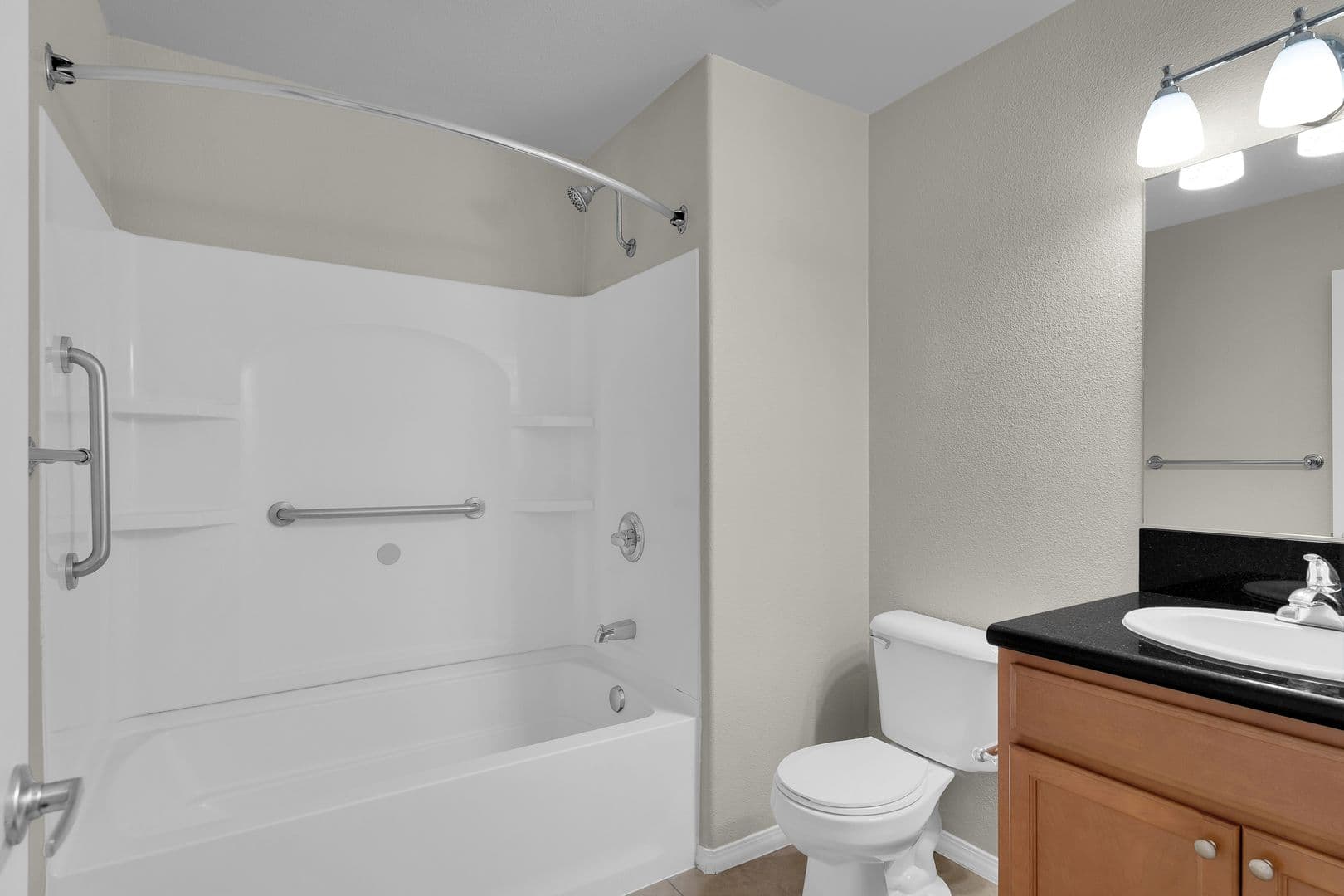 National City Apartment: 819 D Avenue