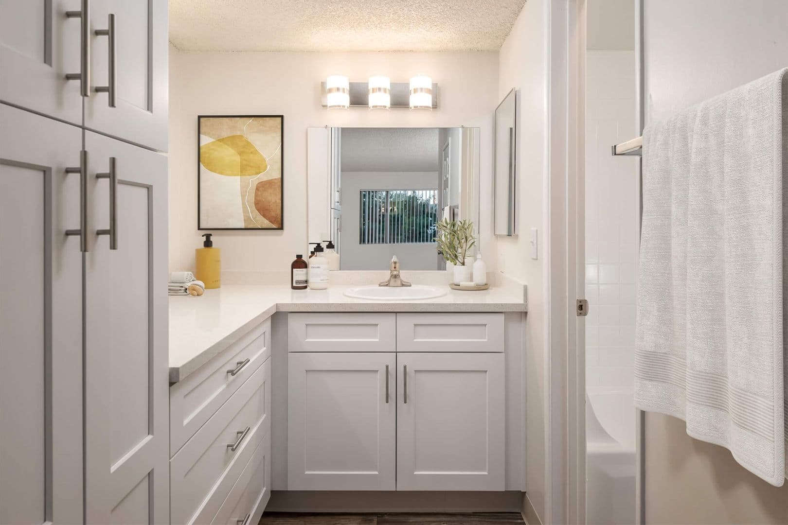 San Diego Apartment: 6560 Montezuma Road