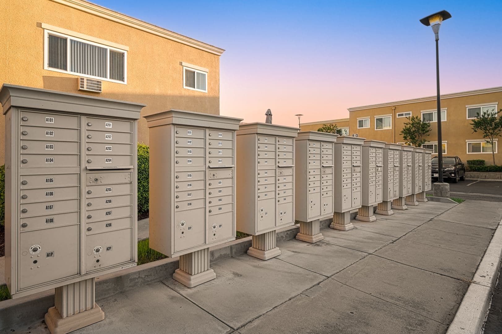 Santee Apartment: 10233 Mission Gorge Road