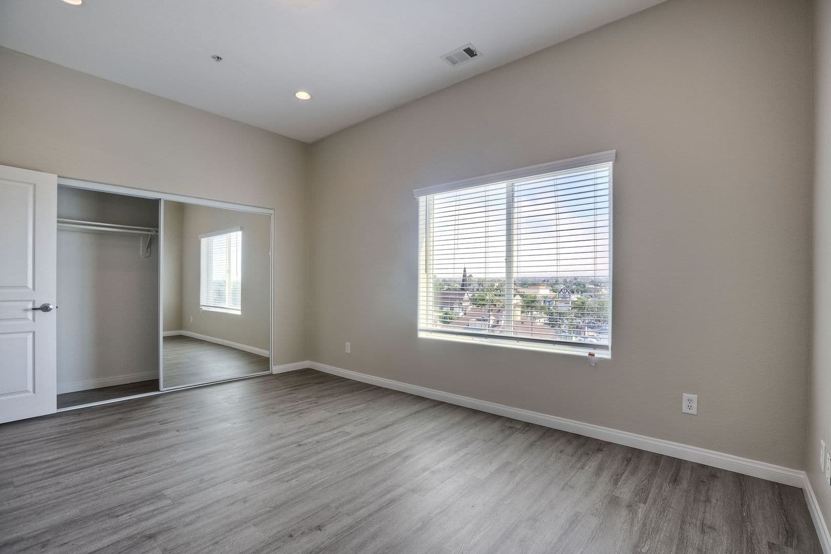 National City Apartment: 819 D Avenue
