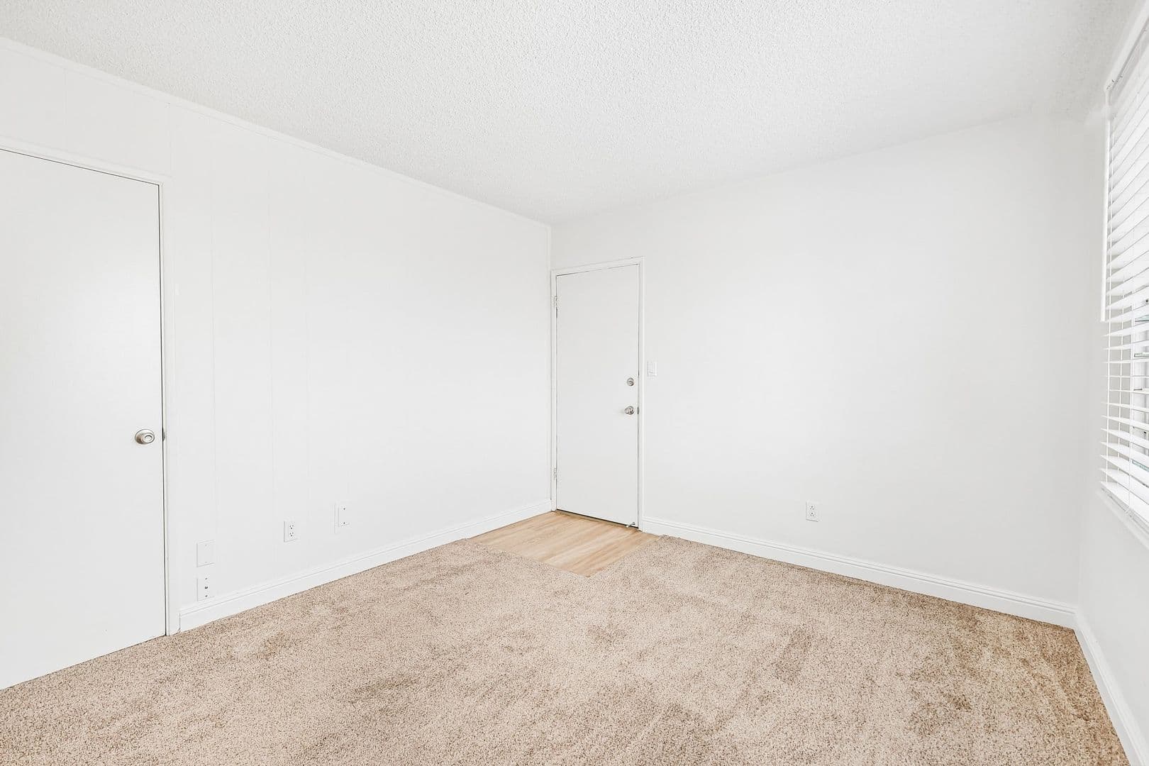 San Diego Apartment: 1616 Guy Street #1