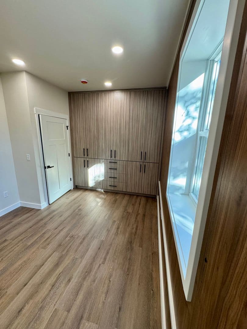 Milwaukee House: 5767 N 39th St