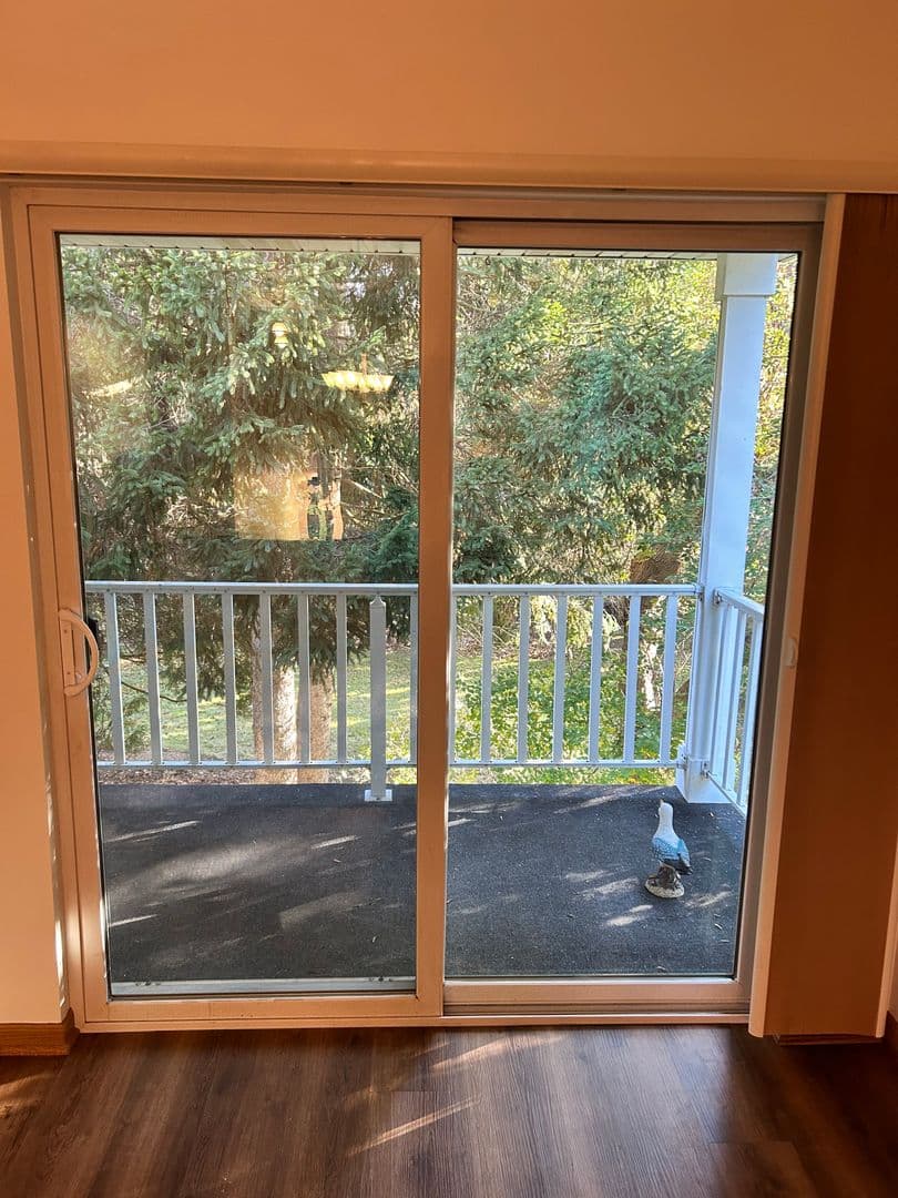 Port Washington Condo: 424 W. Grand Ave Unit 2
