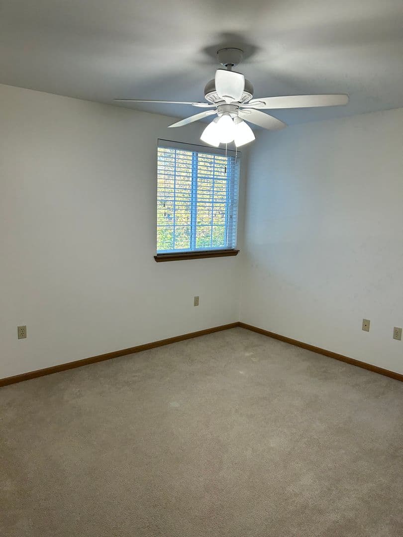 Port Washington Condo: 424 W. Grand Ave Unit 2