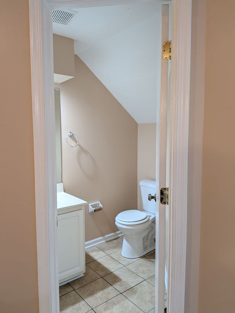 Chesapeake Townhome: 1451 Shortleaf Lane