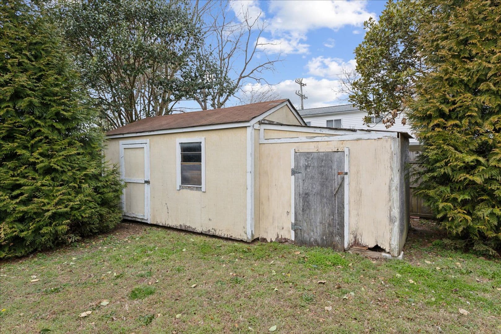 Virginia Beach House: 549 Longfellow Avenue