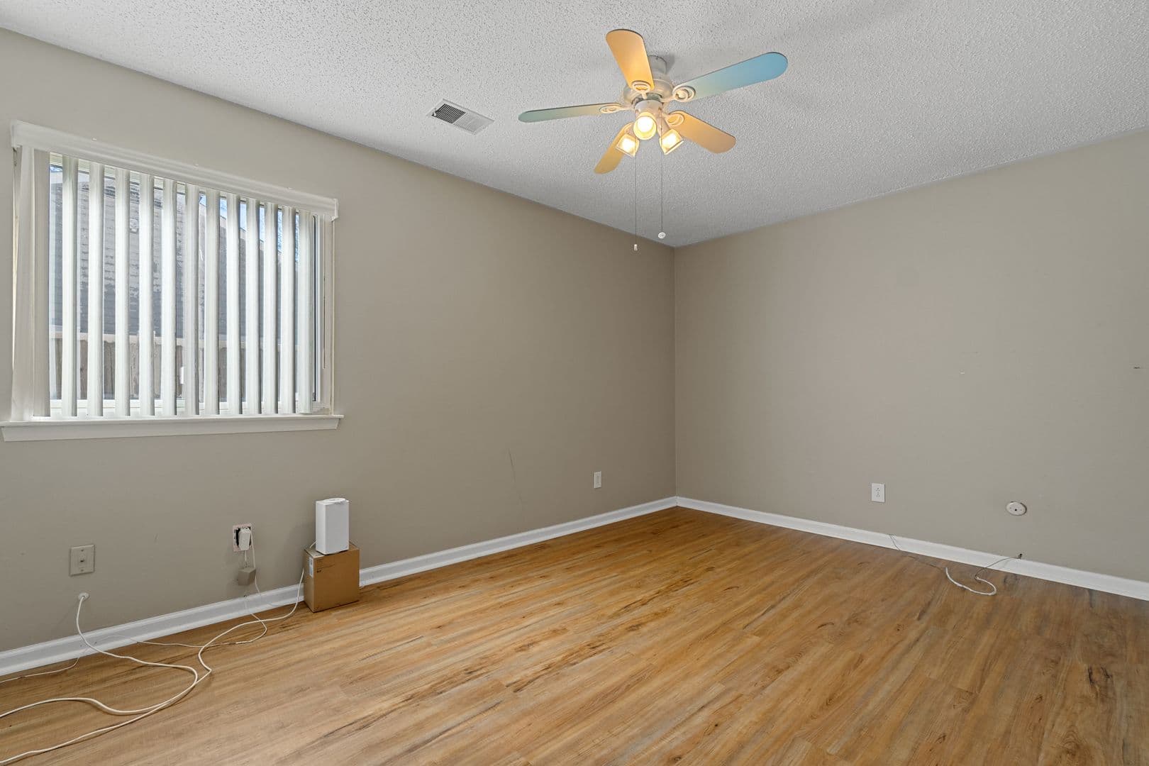 Virginia Beach House: 4421 Smokey Lake Drive