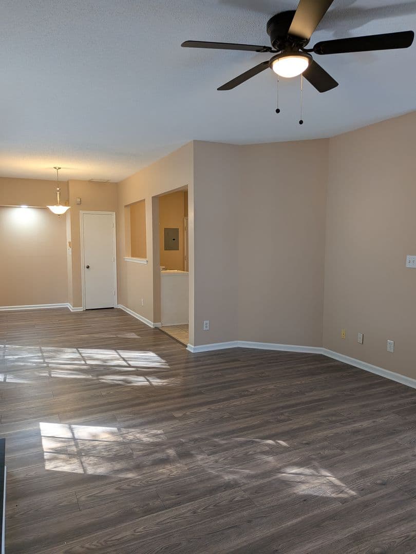 Chesapeake Townhome: 1451 Shortleaf Lane