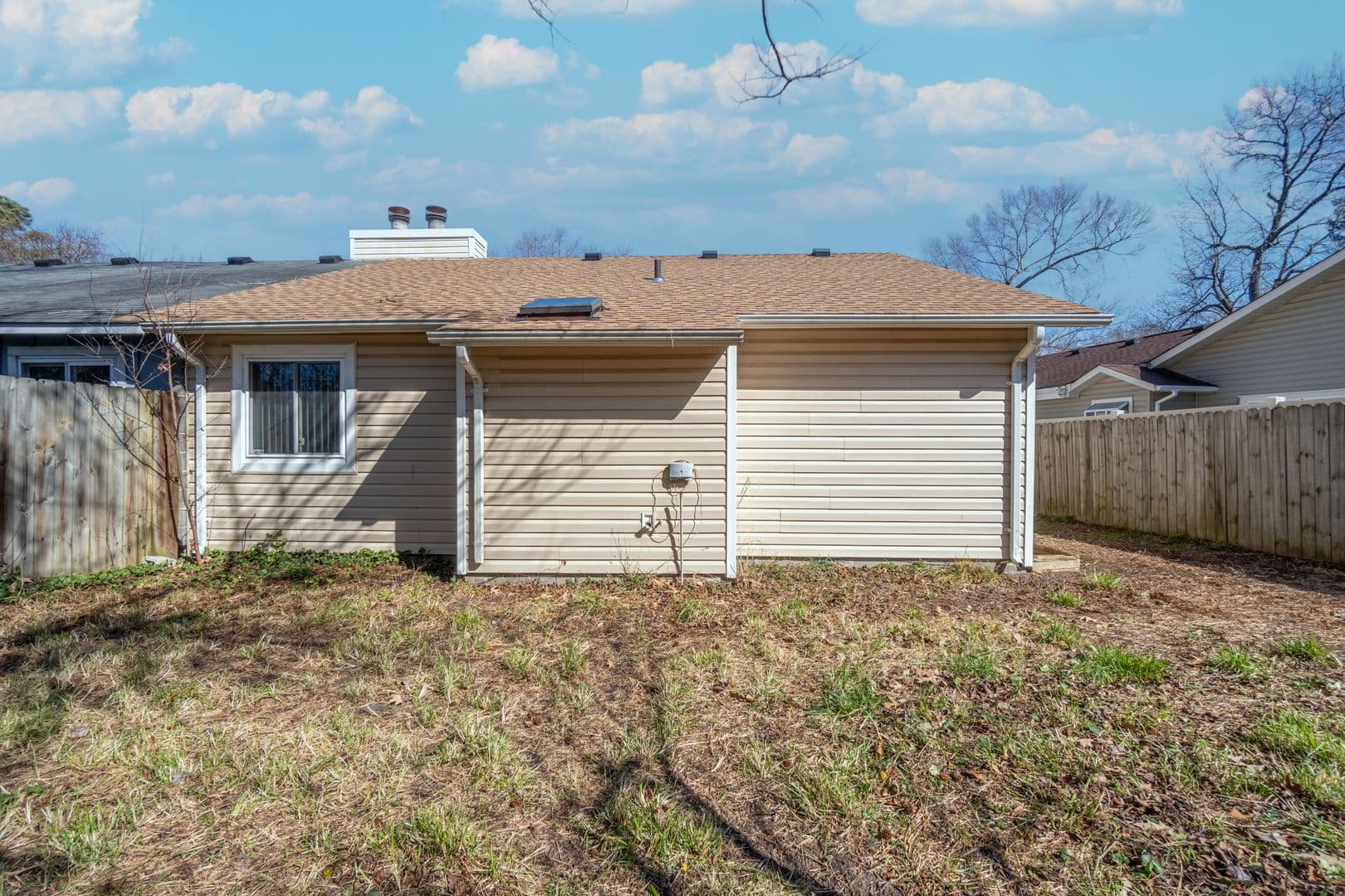 Virginia Beach House: 4421 Smokey Lake Drive