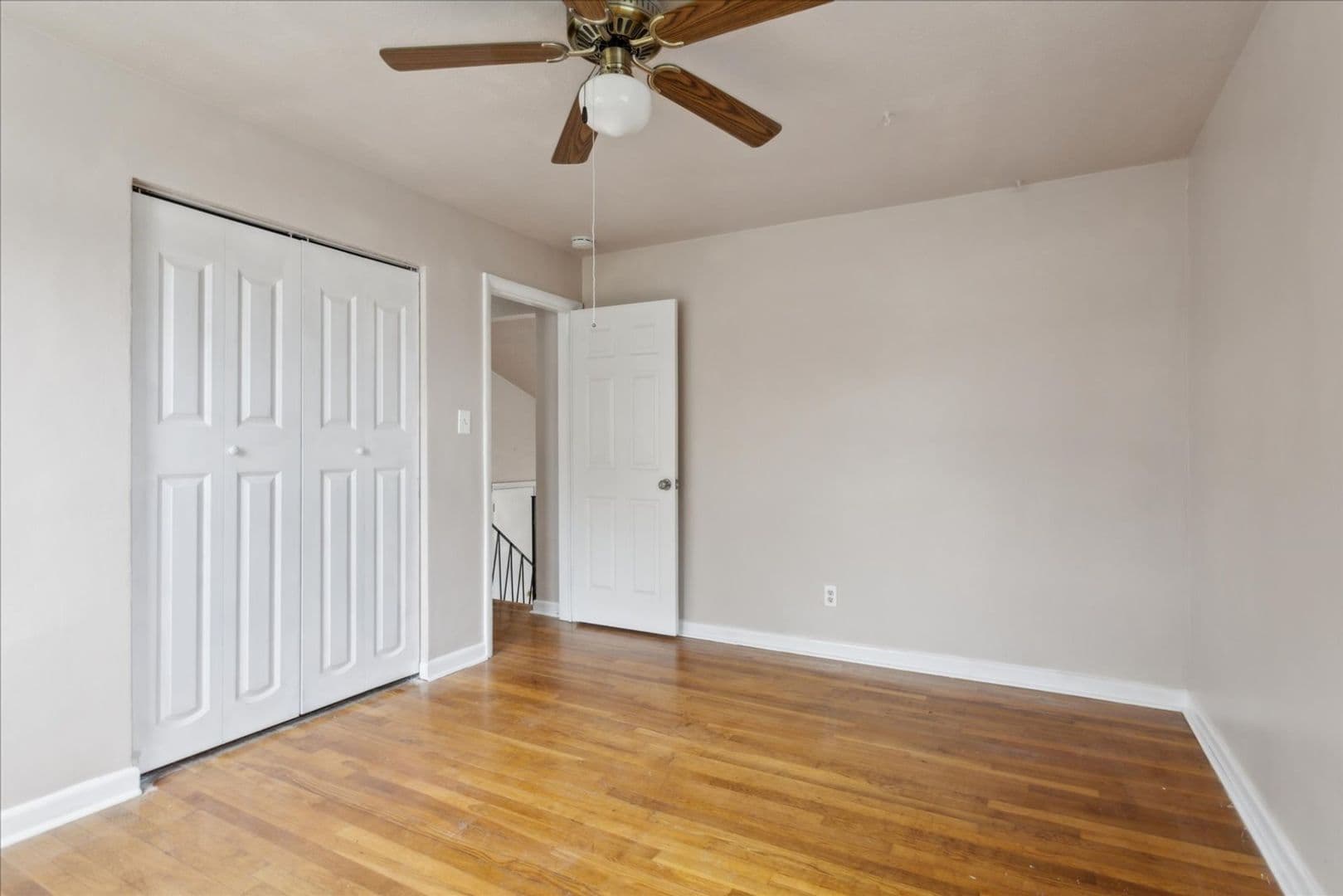 Virginia Beach House: 549 Longfellow Avenue