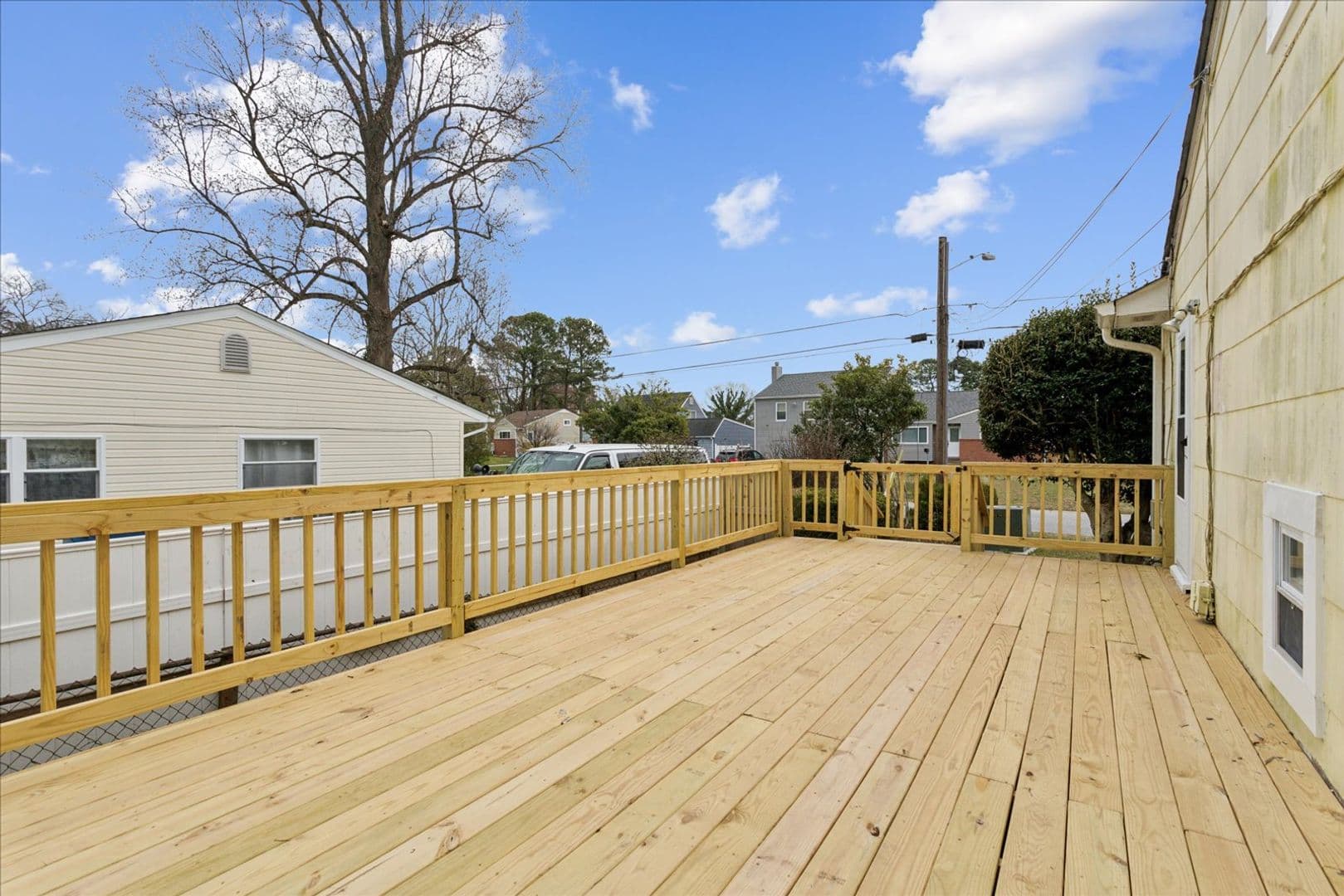 Virginia Beach House: 549 Longfellow Avenue