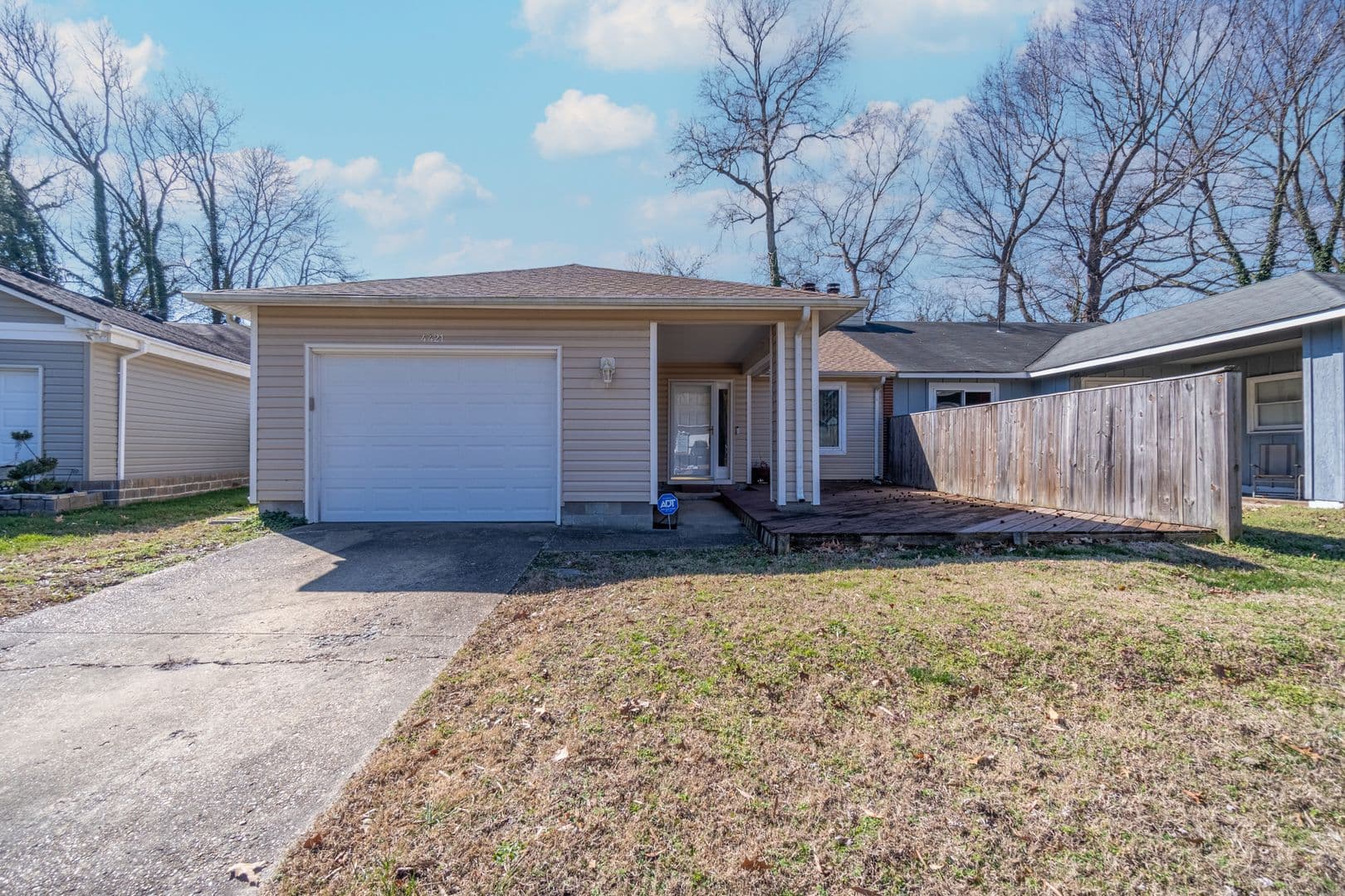 Virginia Beach House: 4421 Smokey Lake Drive