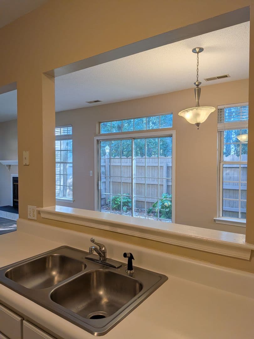 Chesapeake Townhome: 1451 Shortleaf Lane