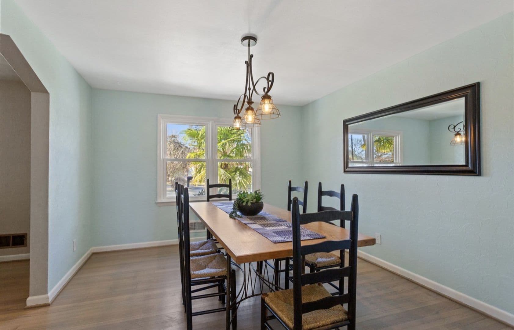 Virginia Beach House: 1404 Shelton Road