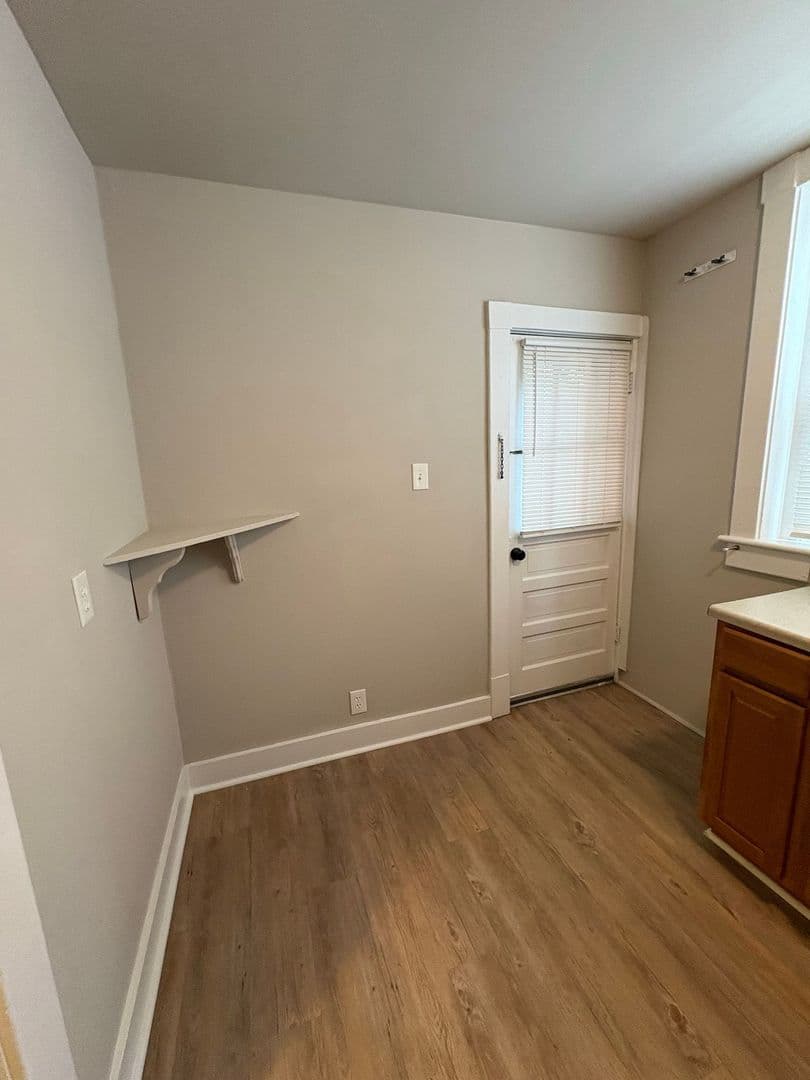 Portsmouth Apartment: 150 Florida Avenue
