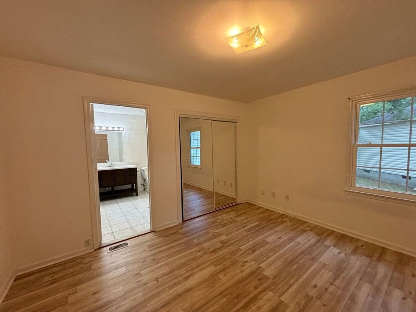Newport News House: 163 Alva Circle